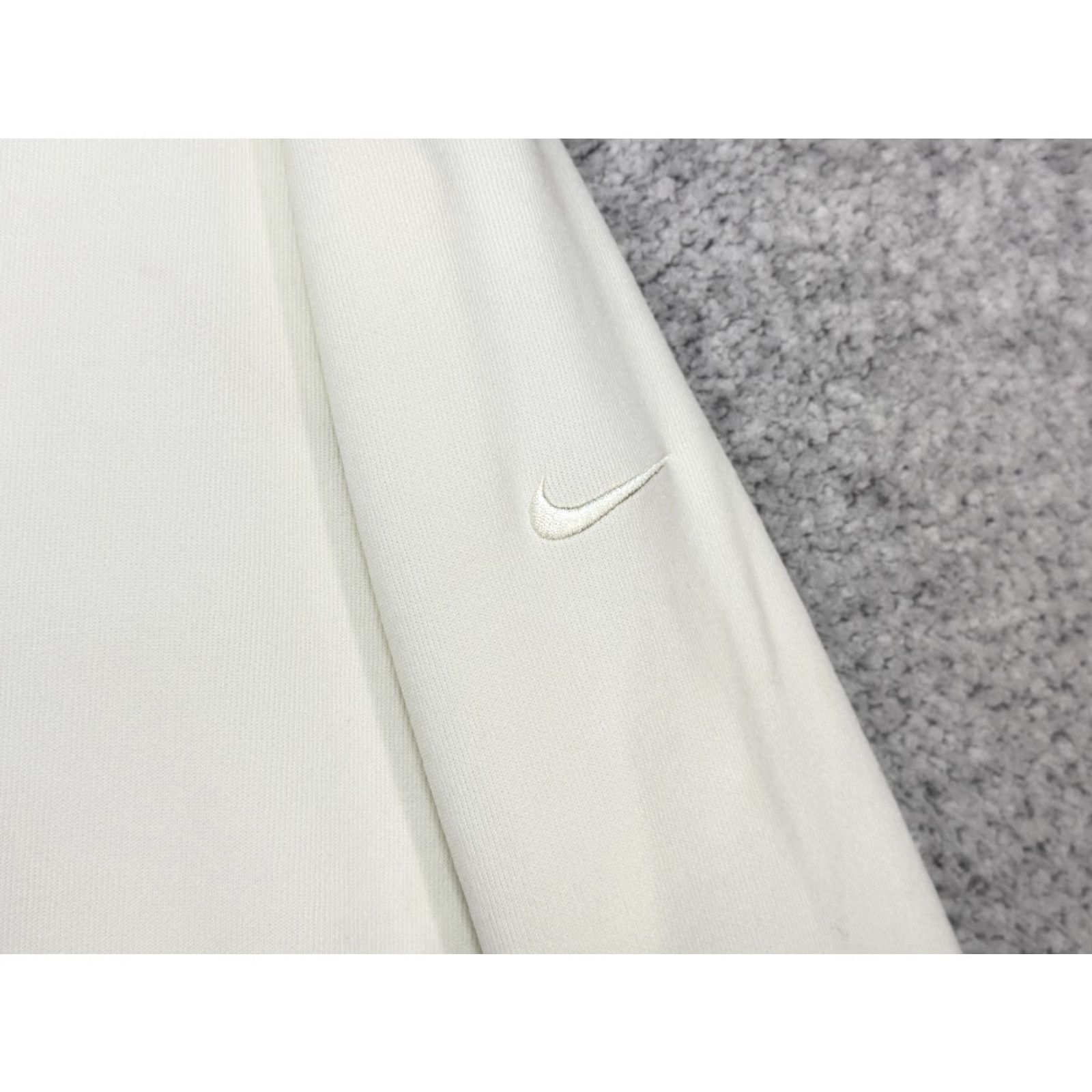 Nike Nike Dri Fit Golf Preppy Cardigan V-Neck Ivory Sweater Men’s Large Size US L / EU 52-54 / 3 - 2 Thumbnail