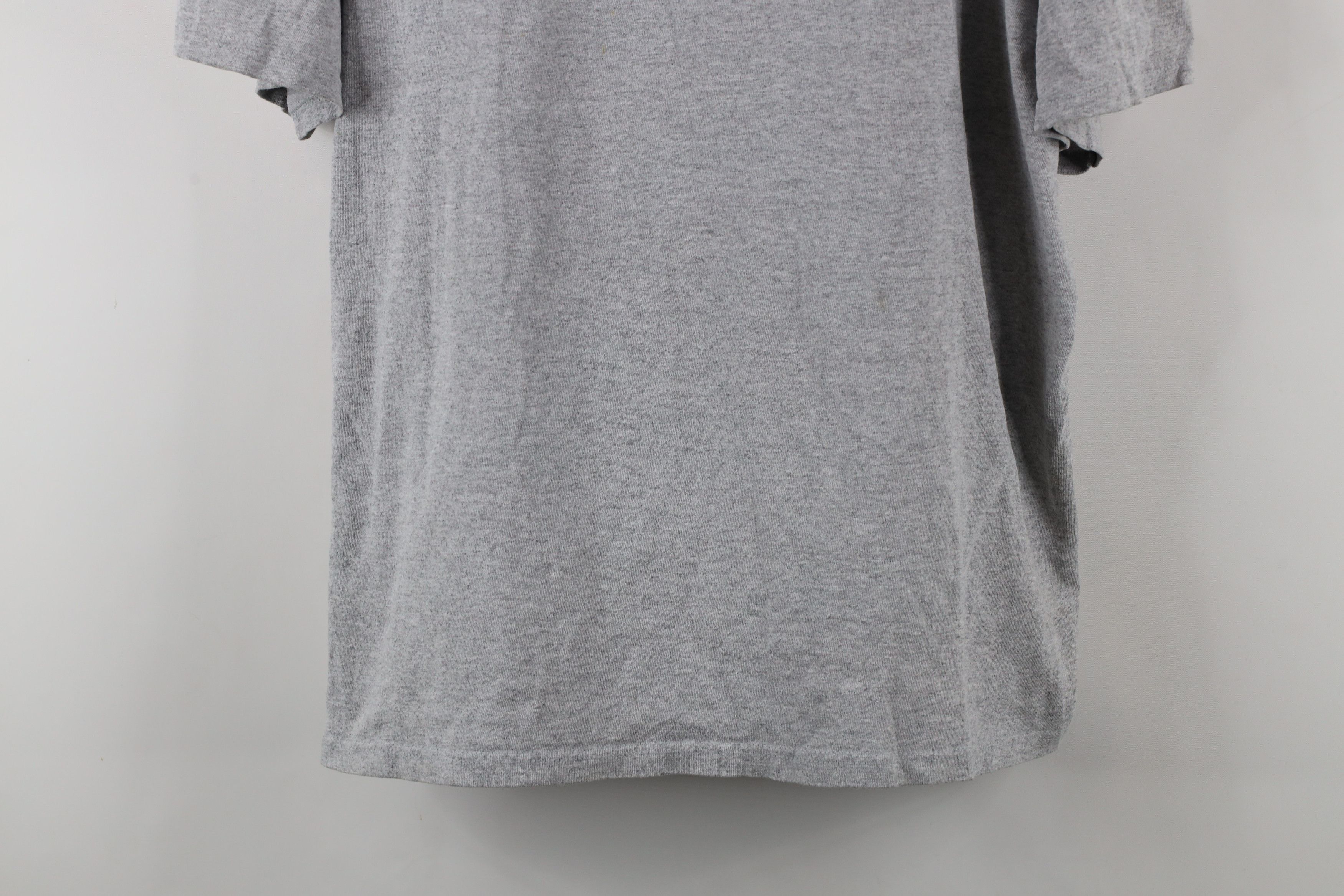 Majestic × Vintage Vintage Majestic Spell Out New York Yankees Baseball T-Shirt Size US XXL / EU 58 / 5 - 3 Thumbnail