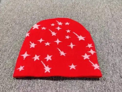 Japanese Brand Baby I'm Insane Stars Graphic No Cuff Beanie Hat Red Size ONE SIZE - 4 Thumbnail