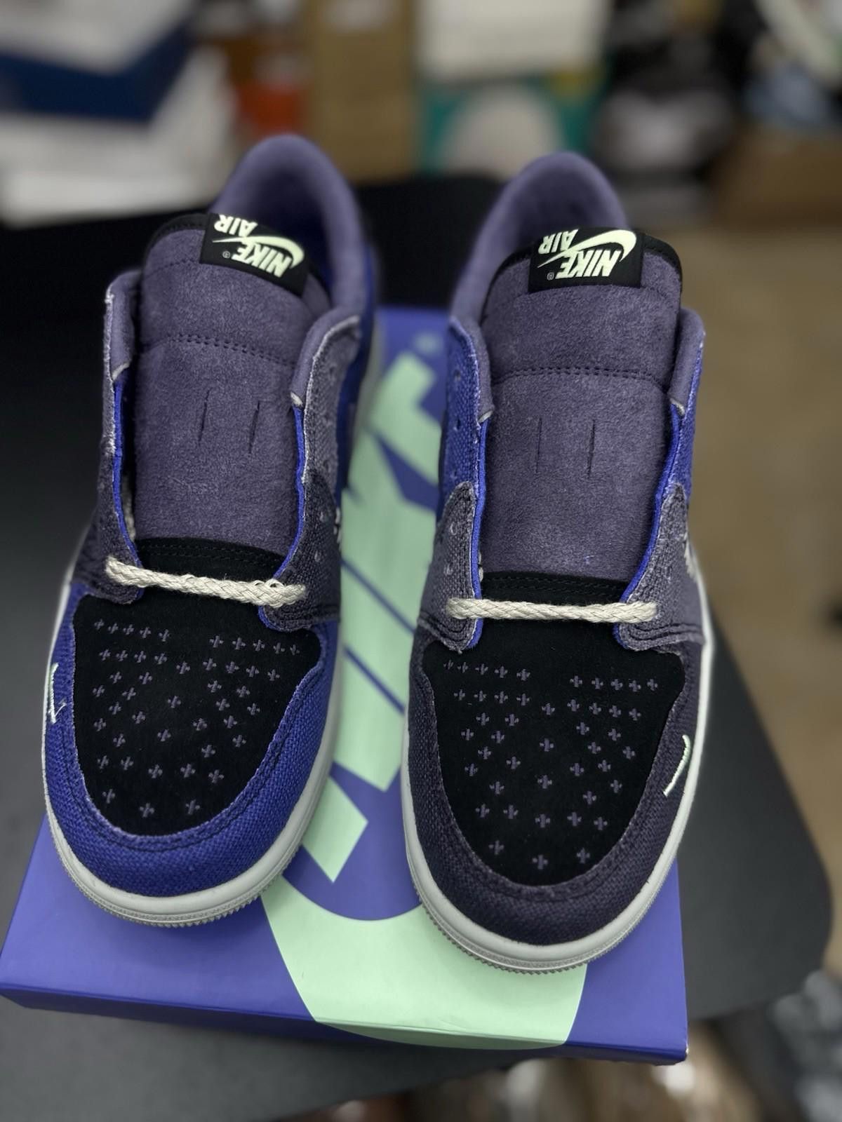 Jordan Brand 8.5 - Air Jordan 1 Low OG Zion Williamson ‘Voodoo Alternate Size US 8.5 / EU 41-42 - 6 Thumbnail