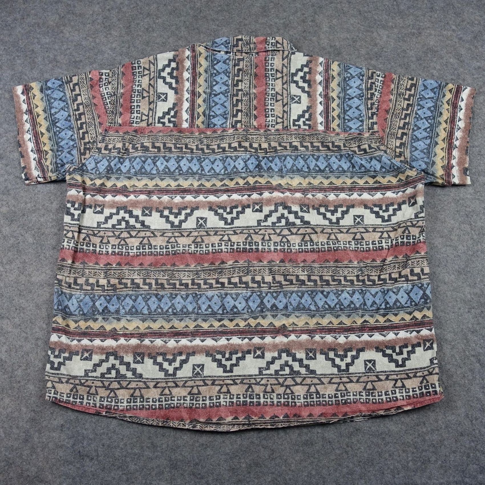 Marcs VINTAGE Marc Daniels Shirt Mens 2XL Brown Southwestern Tribal Aztec Short Sleeve Button-Up Collar Point Pockets Geometric Size US XXL / EU 58 / 5 - 4 Thumbnail