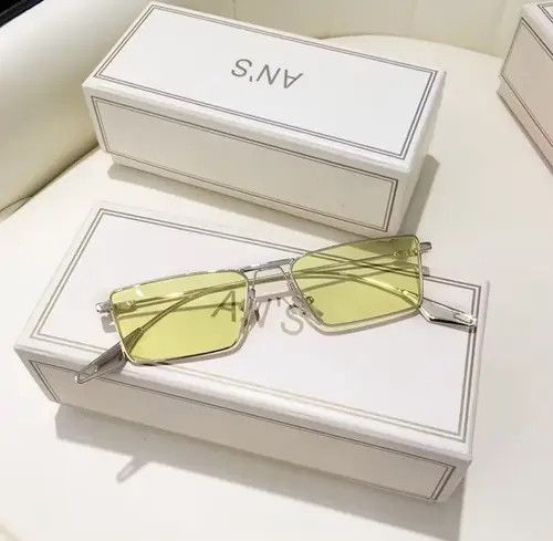 Japanese Brand Vintage square frame sunglasses Size ONE SIZE - 4 Thumbnail