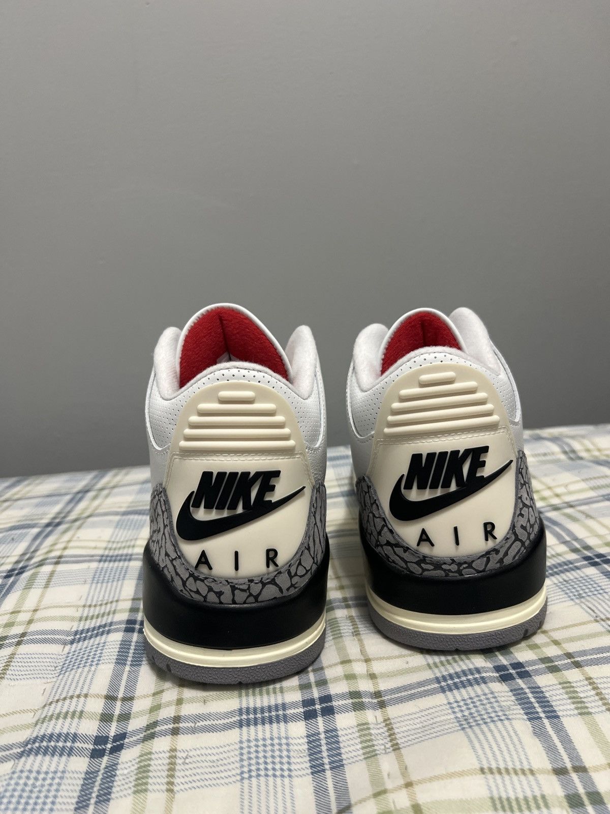 Jordan Brand × Nike Air Jordan 3 Retro Size US 9 / EU 42 - 7 Thumbnail