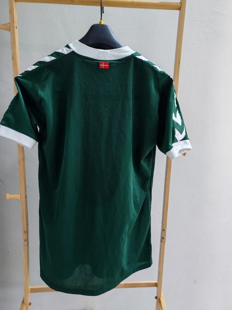 Vintage Denmark 2002/03 Goalkeeper Away Jersey – Forest Green Hummel Size US M / EU 48-50 / 2 - 5 Thumbnail