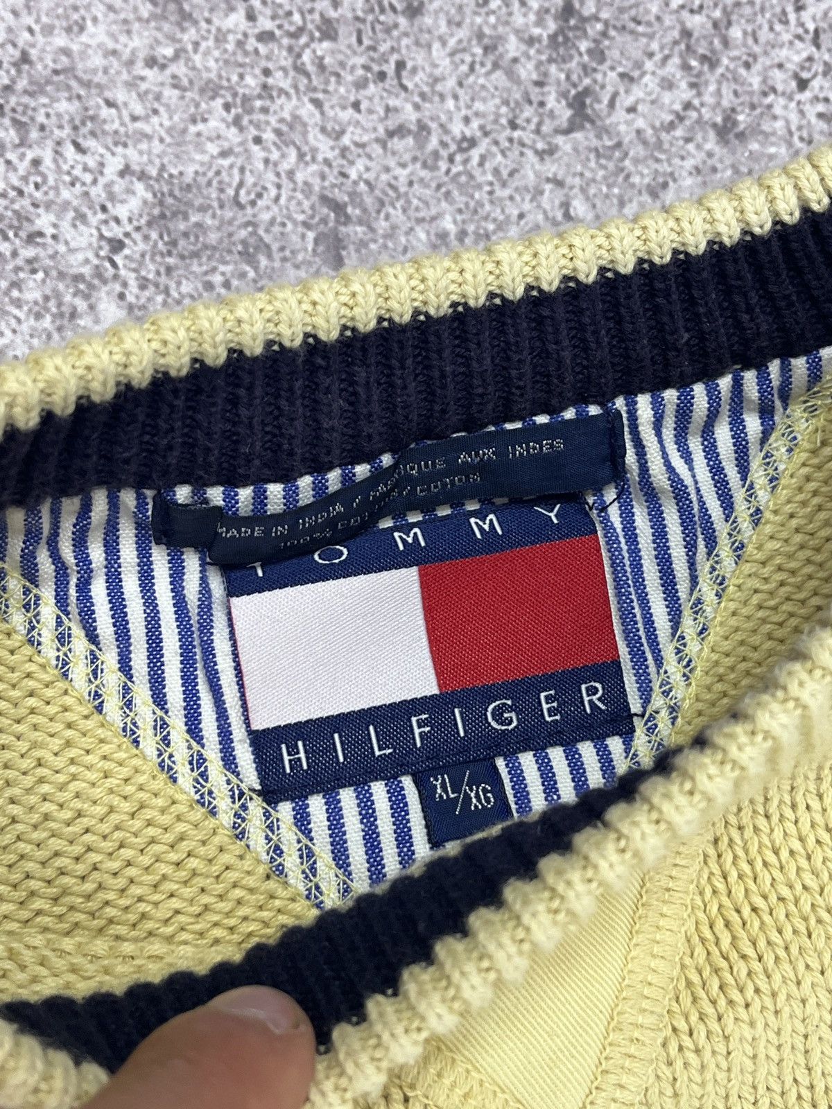 Tommy Hilfiger × Vintage Tommy Hilfiger Vintage Knitted Sweater Size US XL / EU 56 / 4 - 3 Thumbnail