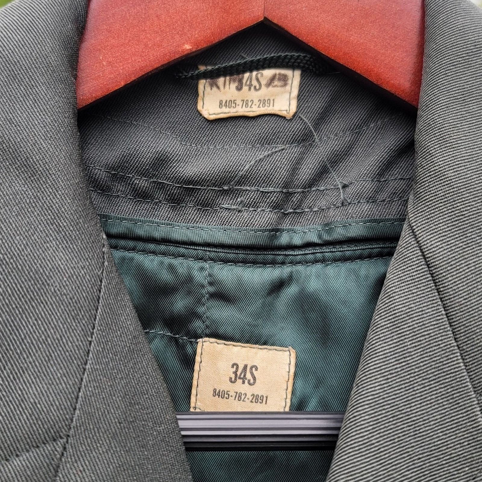 The Unbranded Brand Vtg US Army Wool Gabardine AG44 Military Overcoat Size US S / EU 44-46 / 1 - 7 Thumbnail