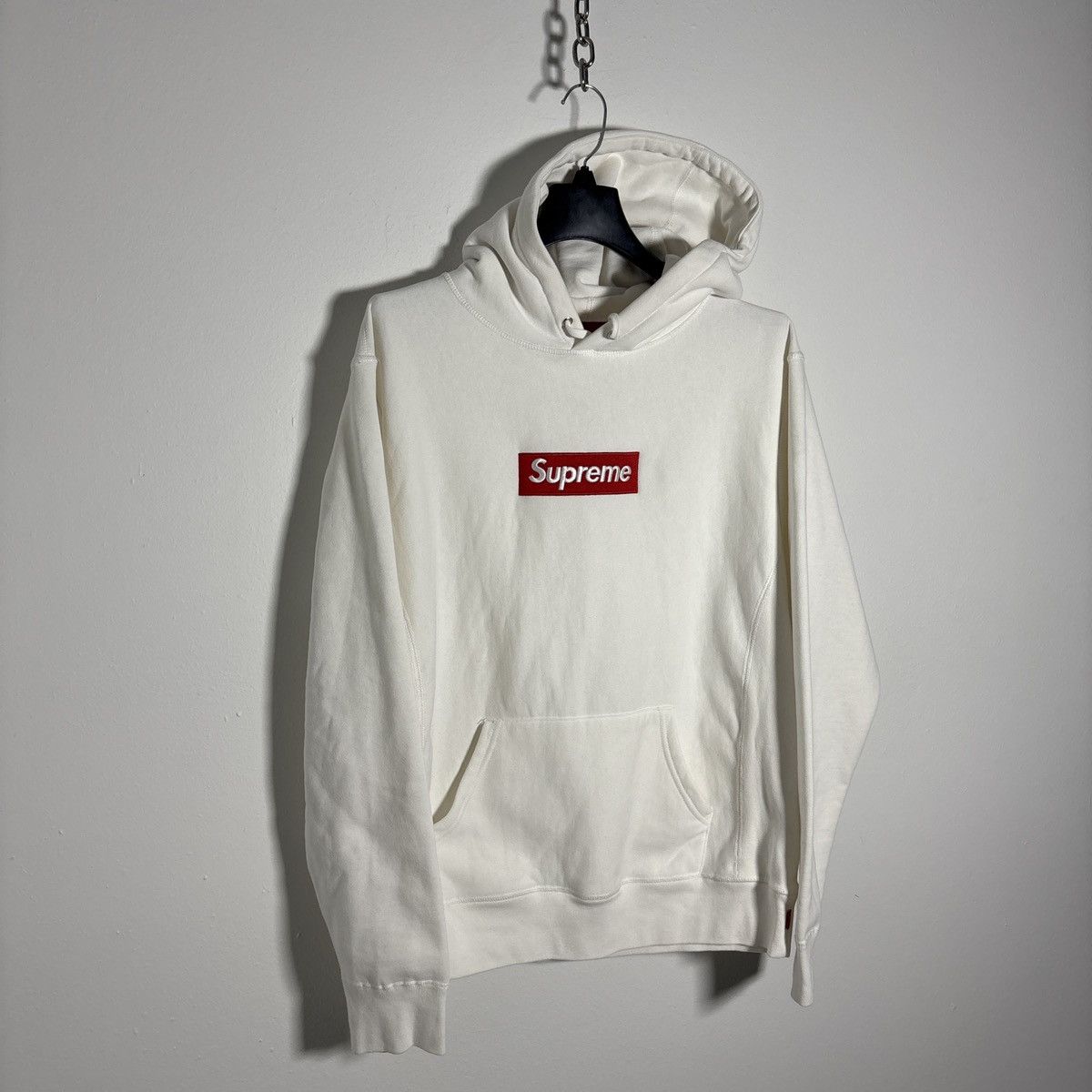 Supreme WHITE SUPREME BOX LOGO HOODIE Size US M / EU 48-50 / 2 - 1 Thumbnail