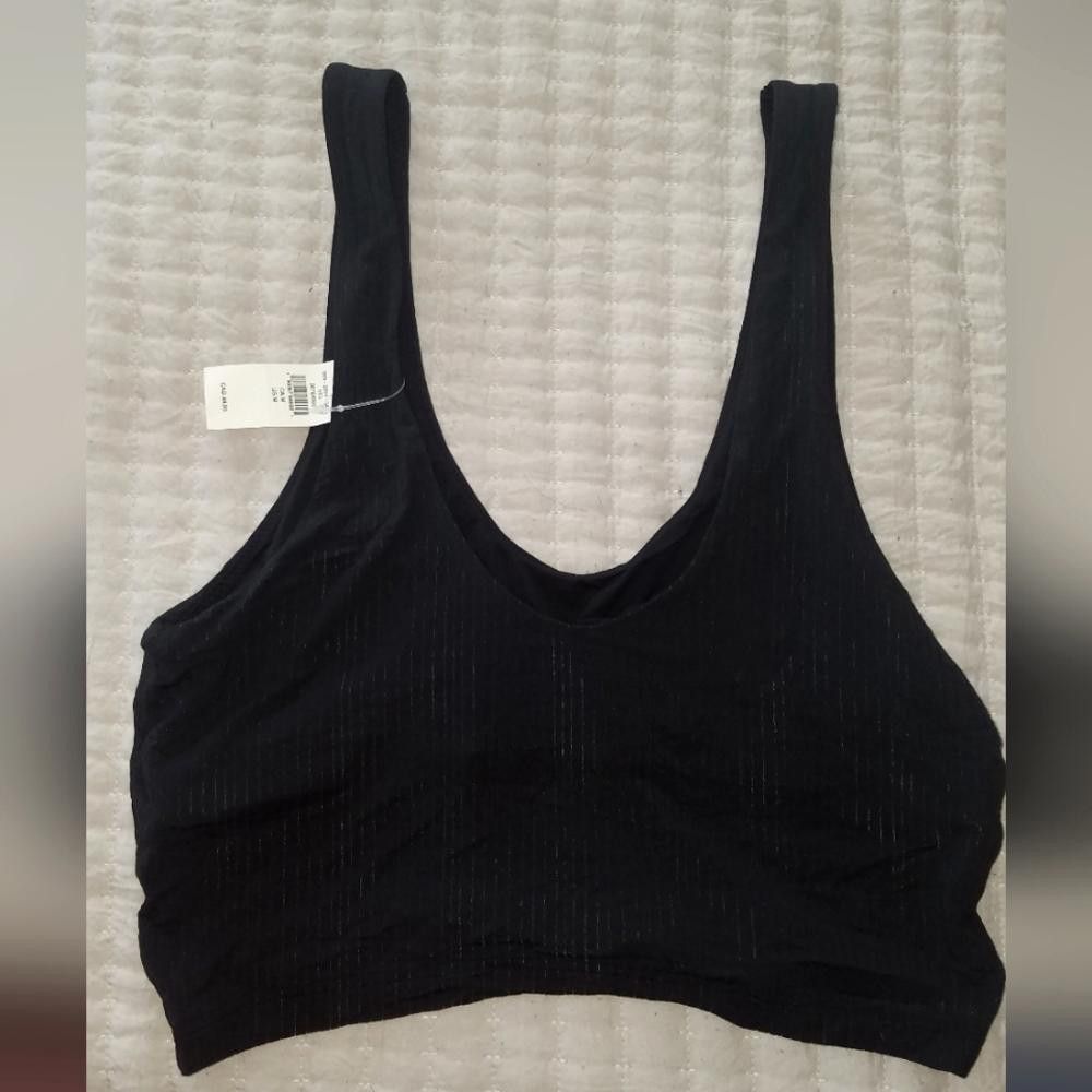 Designer NWT Aerie Sports Bra Size Medium Size ONE SIZE - 1 Thumbnail