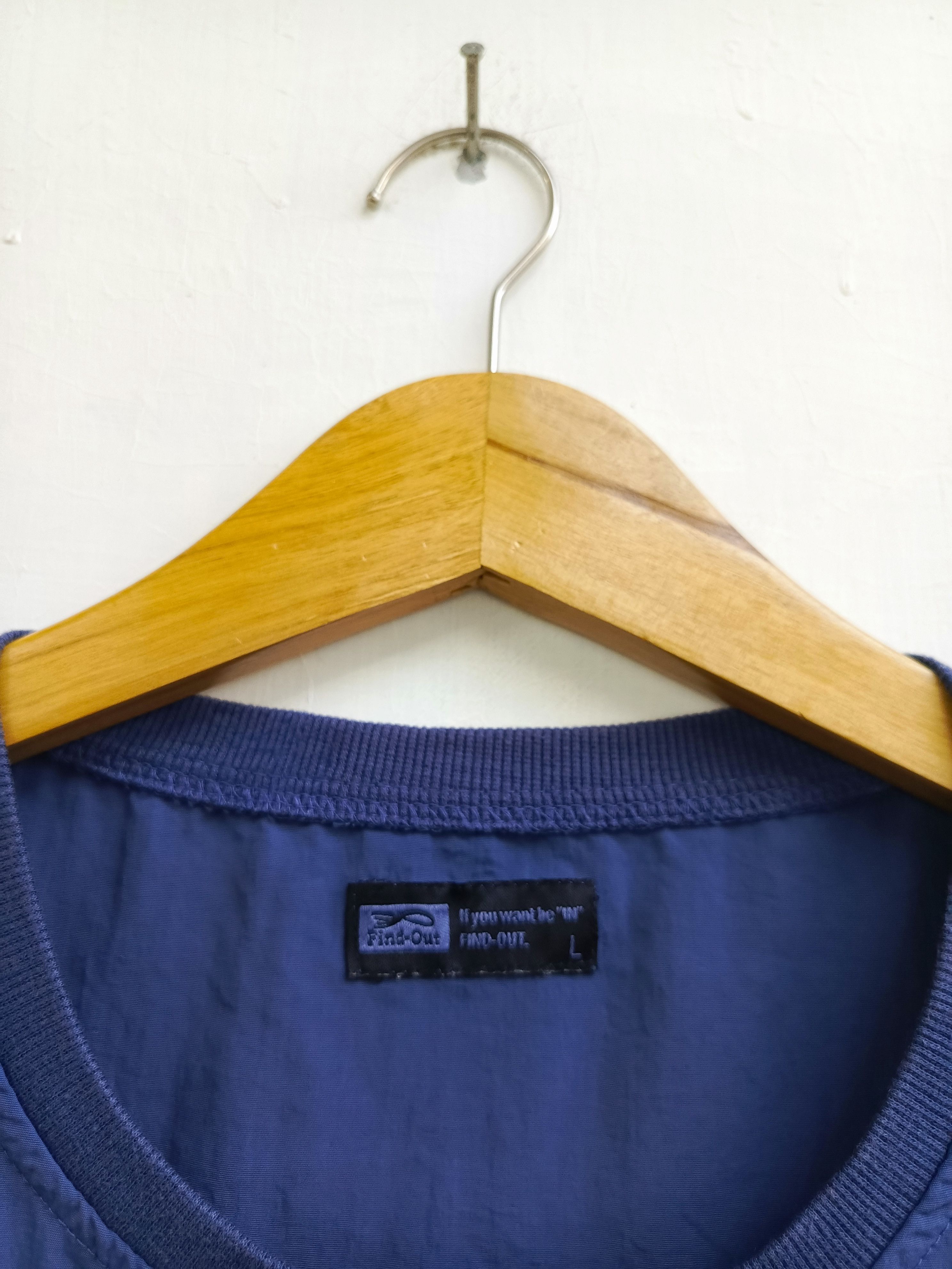 Japanese Brand Find out short sleeve tshirt japanese brand Size US L / EU 52-54 / 3 - 4 Thumbnail