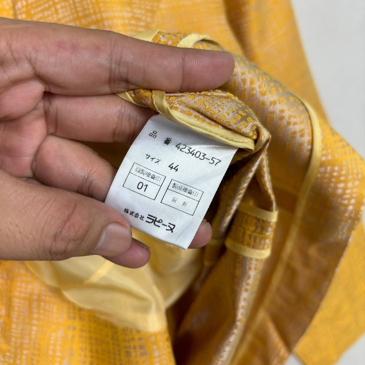 Givenchy Vintage Givenchy Glamour Yellow Wool Jacket Blazer Size 44 Size M / US 6-8 / IT 42-44 - 5 Thumbnail