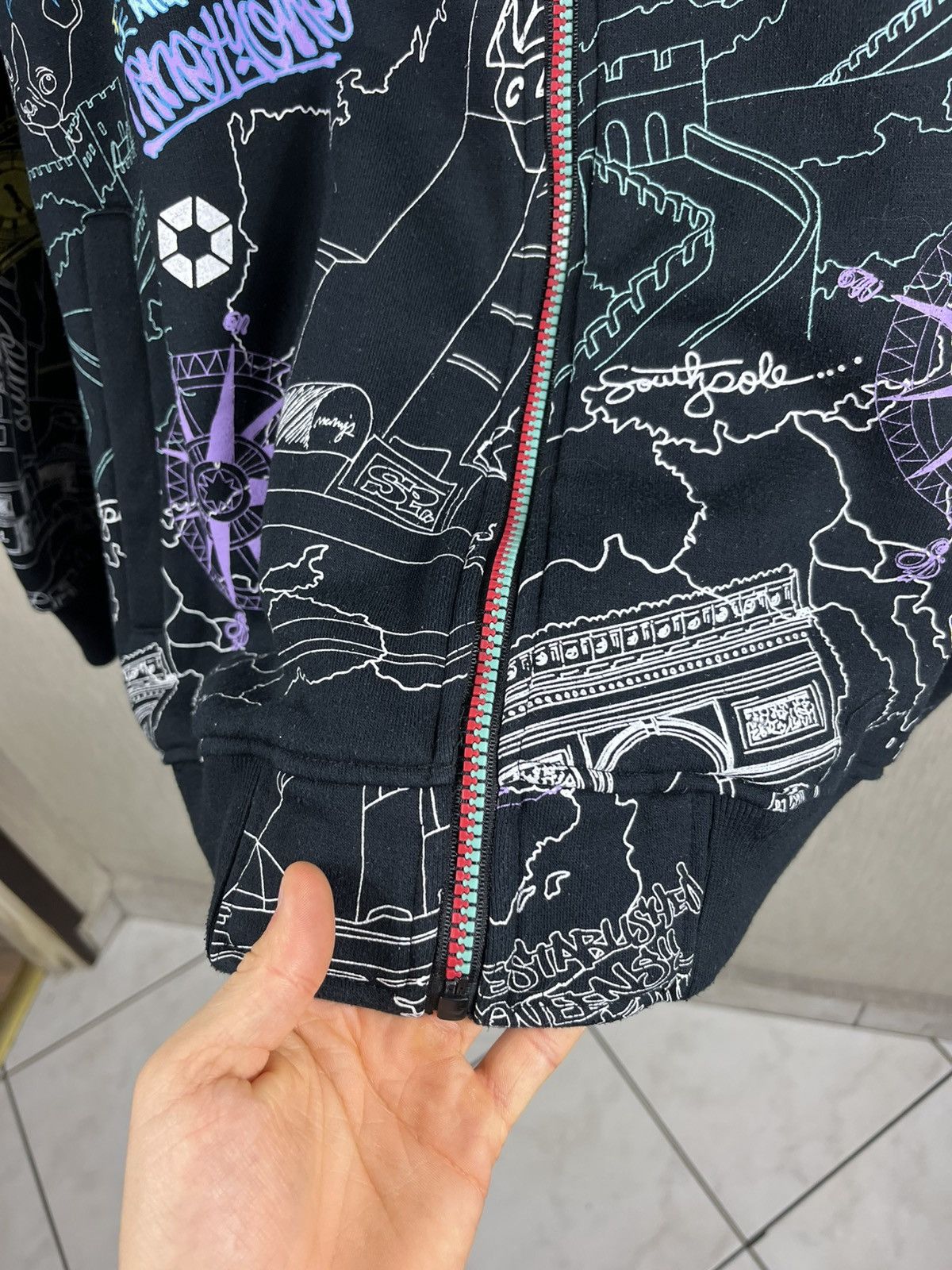 Southpole Vintage South Pole y2k all over print full zip hoodie baggy Size US XL / EU 56 / 4 - 14 Thumbnail