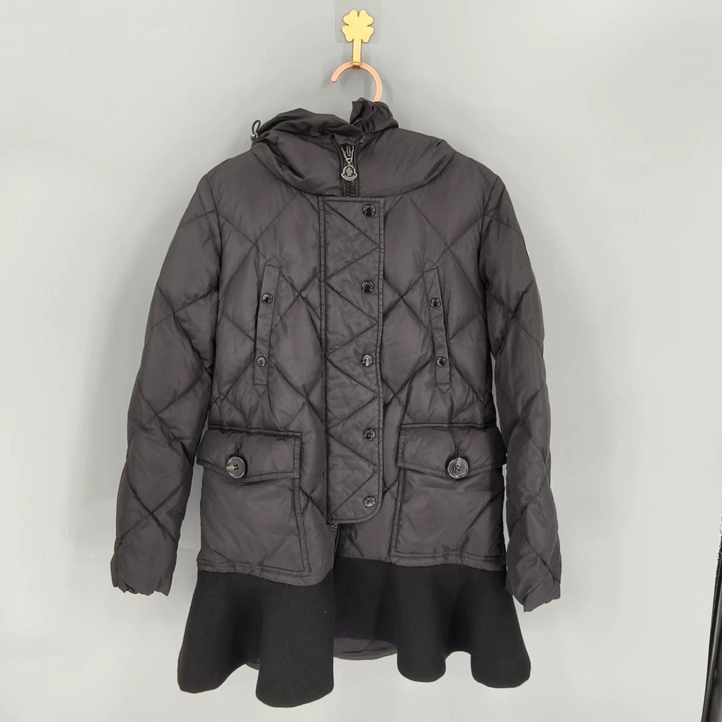 Moncler MONCLER Women's VAULOGETTE Ruffled Lace Down Jacket Size S / US 4 / IT 40 - 1 Thumbnail
