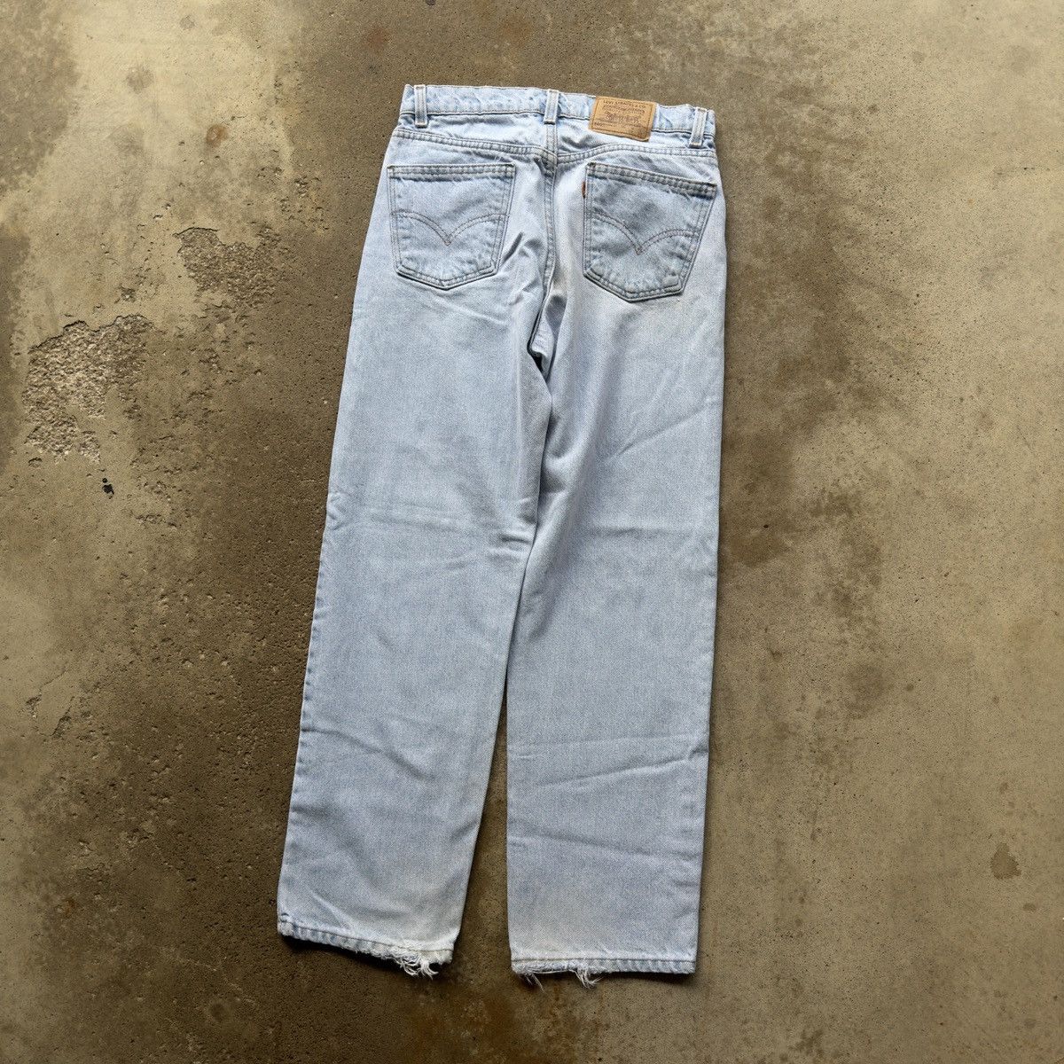 Vintage Levi's 560 Thrashed Faded Distressed Jeans ERD Grunge Size US 29 - 8 Thumbnail