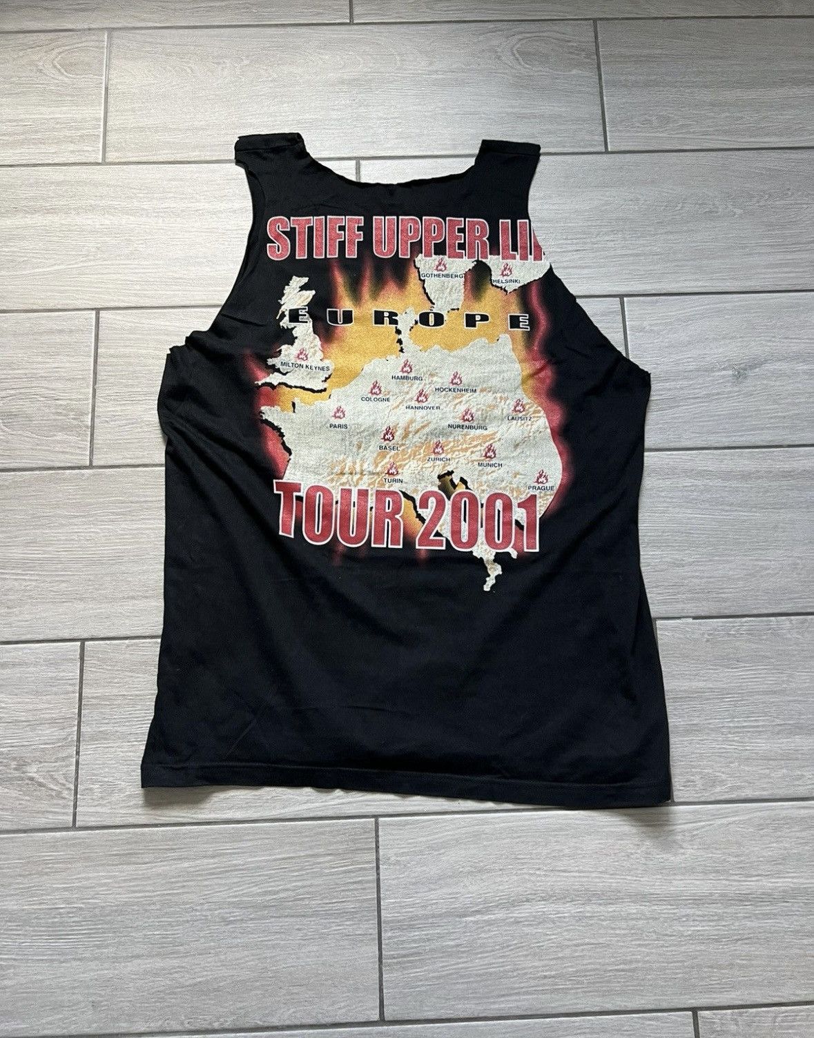 Band Tees Vintage 2001 AC/DC Stiff Upper Lip Faded Black Tank Top Tee Size US L / EU 52-54 / 3 - 5 Thumbnail
