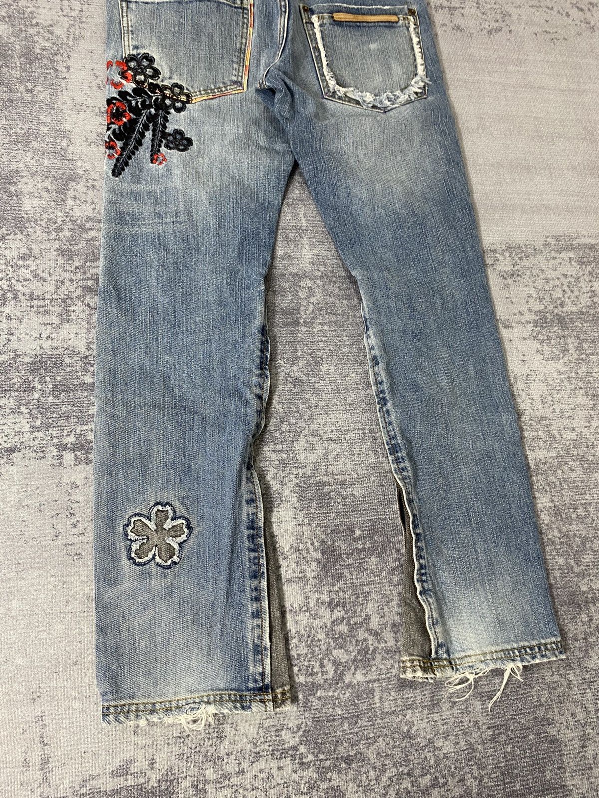 Le Grande Bleu (L.G.B.) takeo kikuchi patchwork jeans flared embroidery y2k Size US 32 / EU 48 - 11 Thumbnail