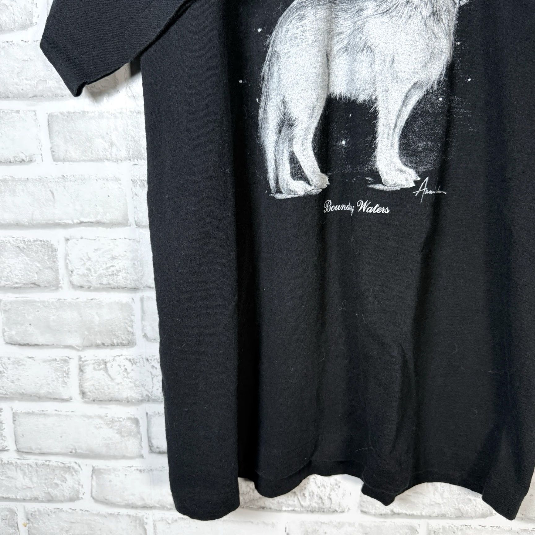 Vintage Vintage Boundary Waters Wolf Graphic T-Shirt Men Large Black Outdoor Art Size US L / EU 52-54 / 3 - 3 Thumbnail