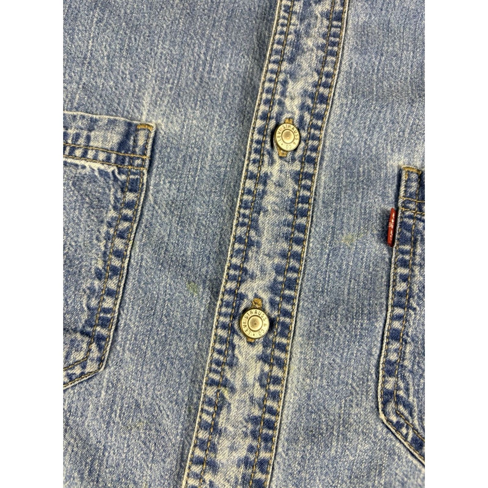 Levi's VINTAGE Levi’s Denim Shirt Men’s Size M Long Sleeve 90s Button-Up Blue Size US M / EU 48-50 / 2 - 5 Thumbnail