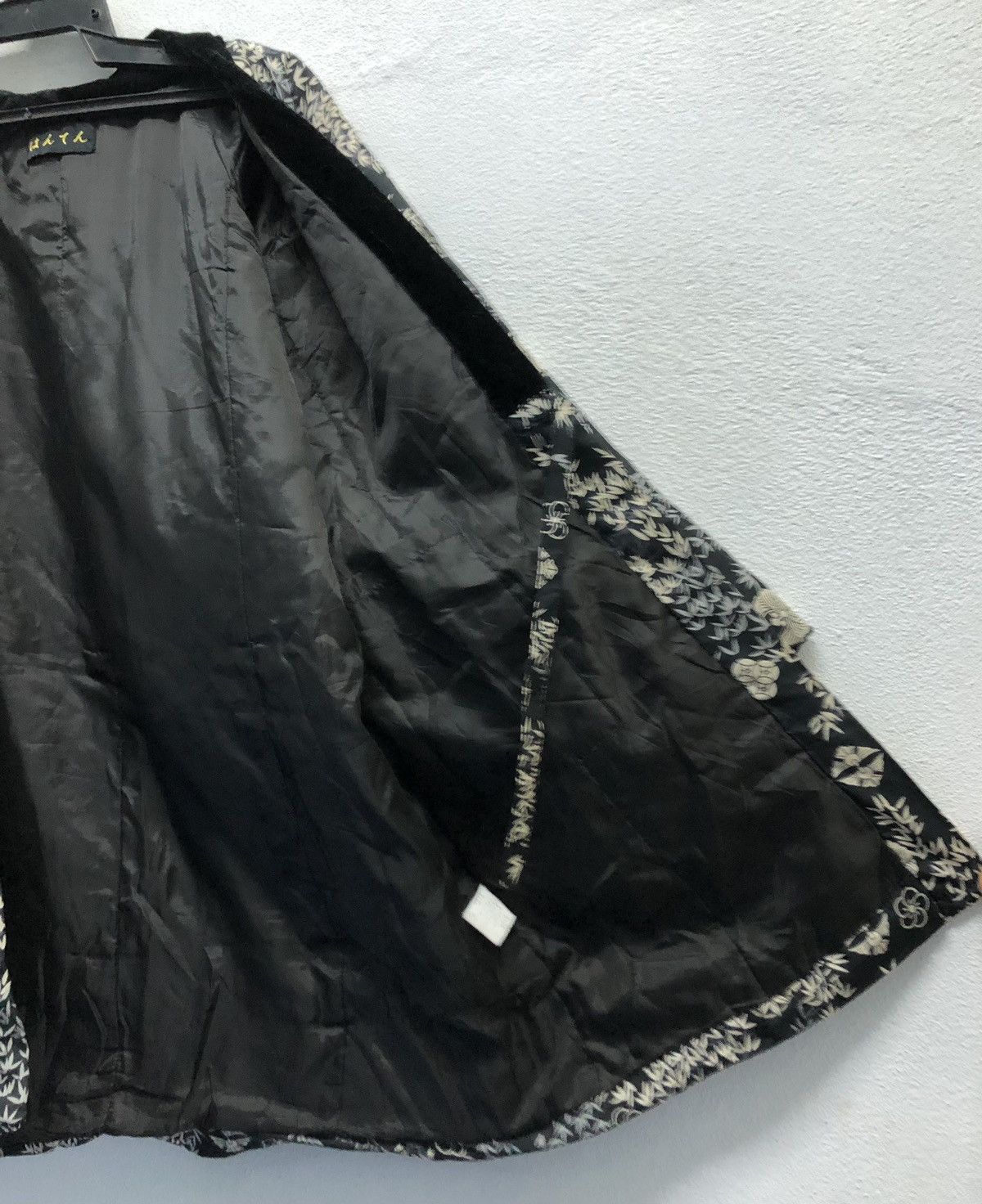 Japanese Brand × Vintage Vintage Japanese Brand Kimono Size US L / EU 52-54 / 3 - 7 Thumbnail