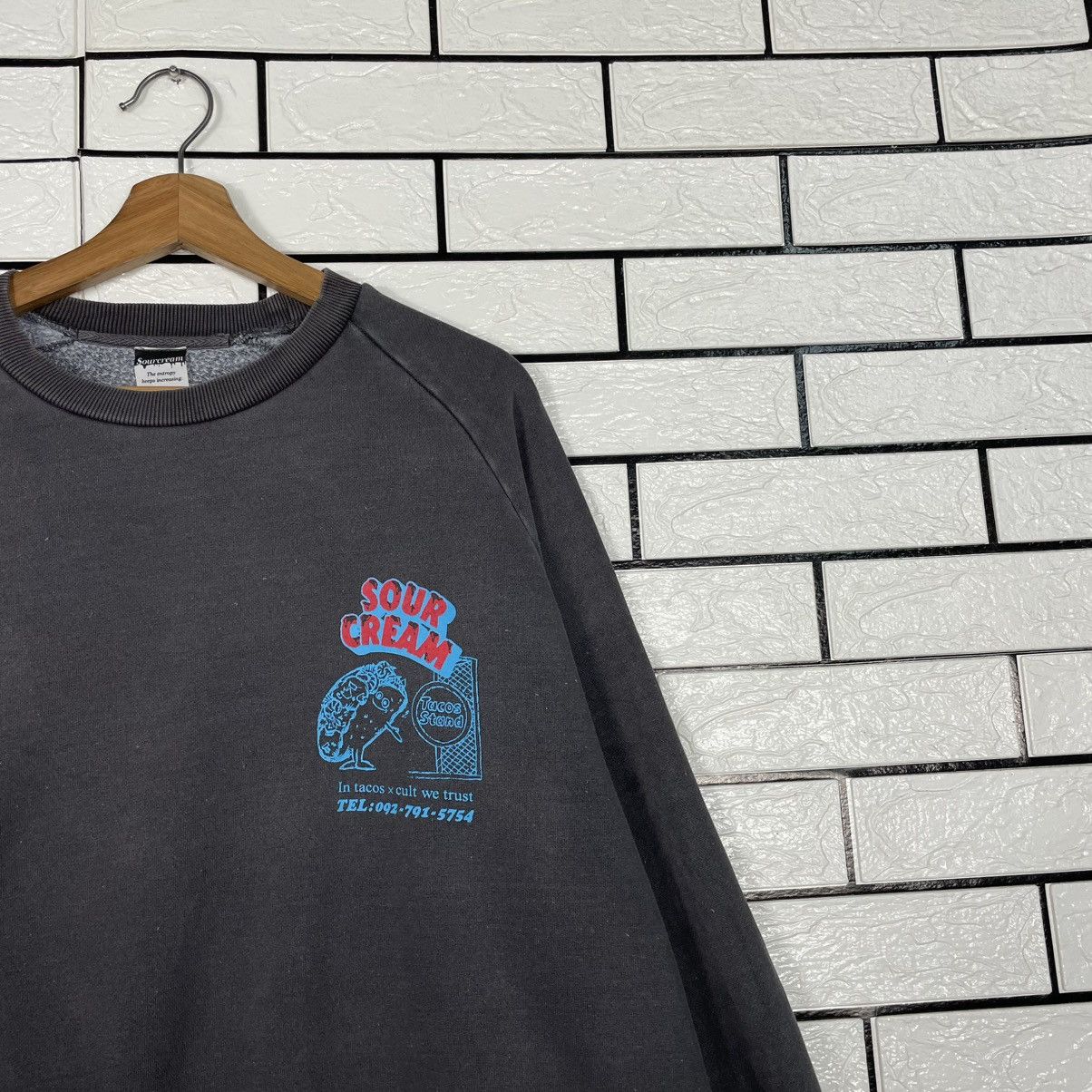 Japanese Brand Sour Cream Tacos Stand Crewneck Sweatshirt Size US XL / EU 56 / 4 - 5 Thumbnail