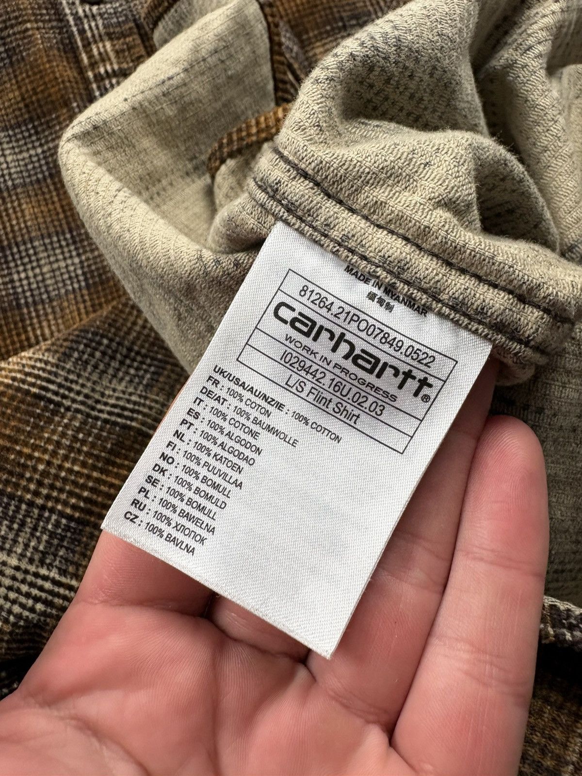 Carhartt CARHARTT Hype Shirt Button Up Mini Logo Velvet Streetwear Size US M / EU 48-50 / 2 - 9 Thumbnail