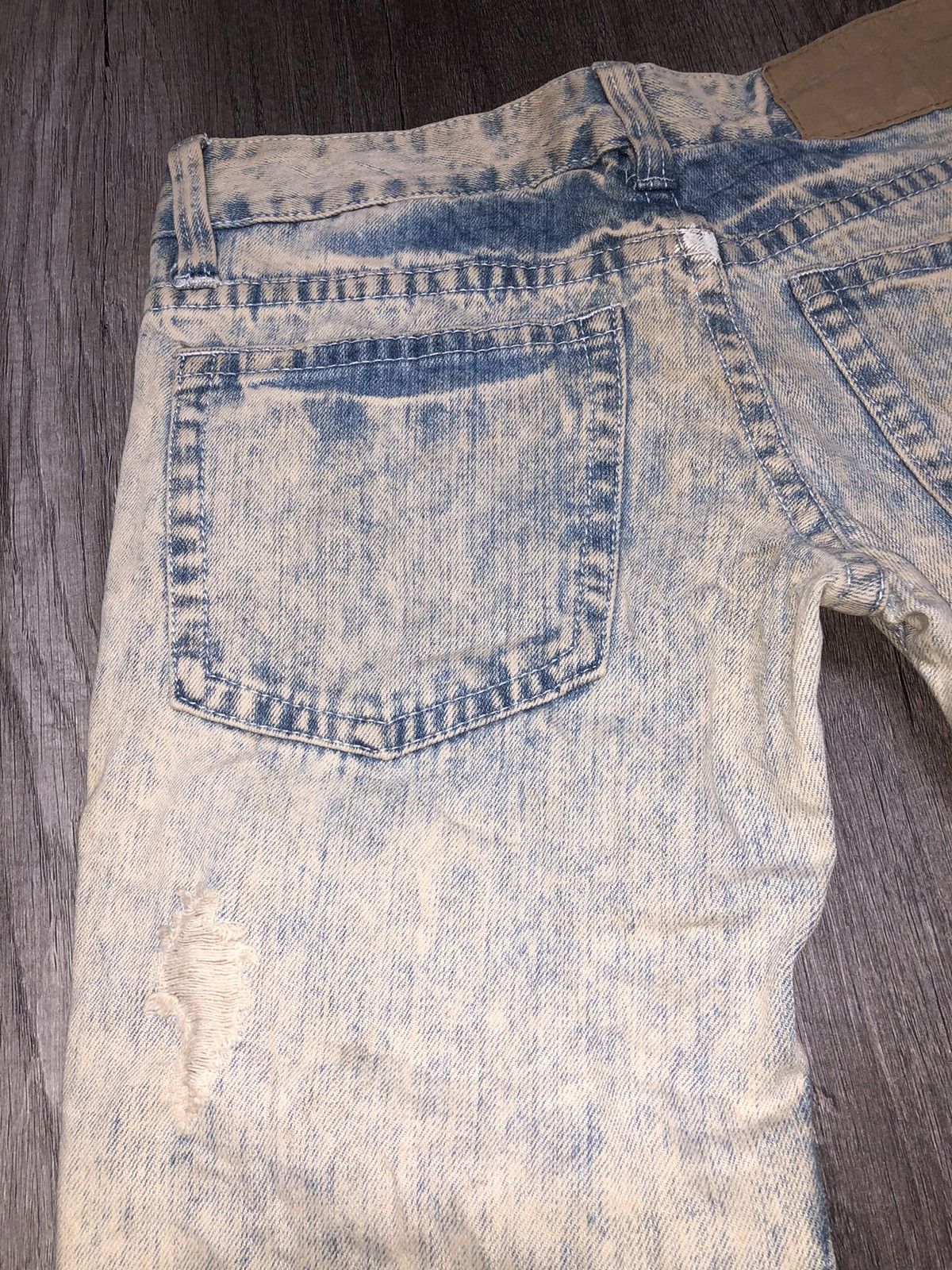 Vintage Witty Pitty Distressed Jeans Acid Wash Blue (unisex)