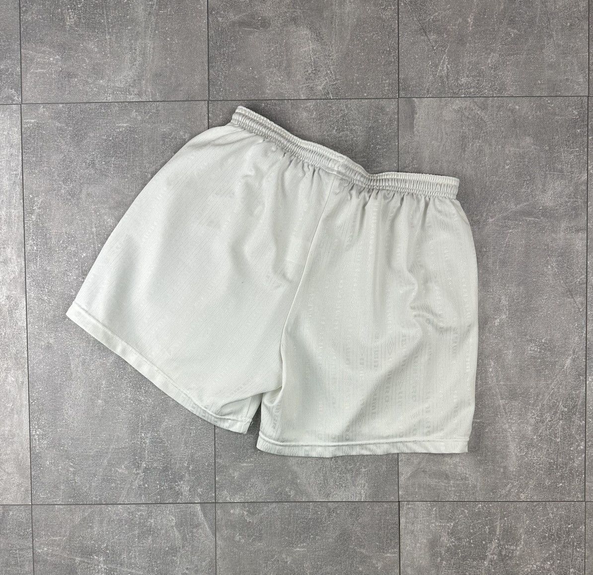 Umbro Umbro Mens Vintage Retro Polyester Small Logo Short Size US 34 / EU 50 - 11 Thumbnail