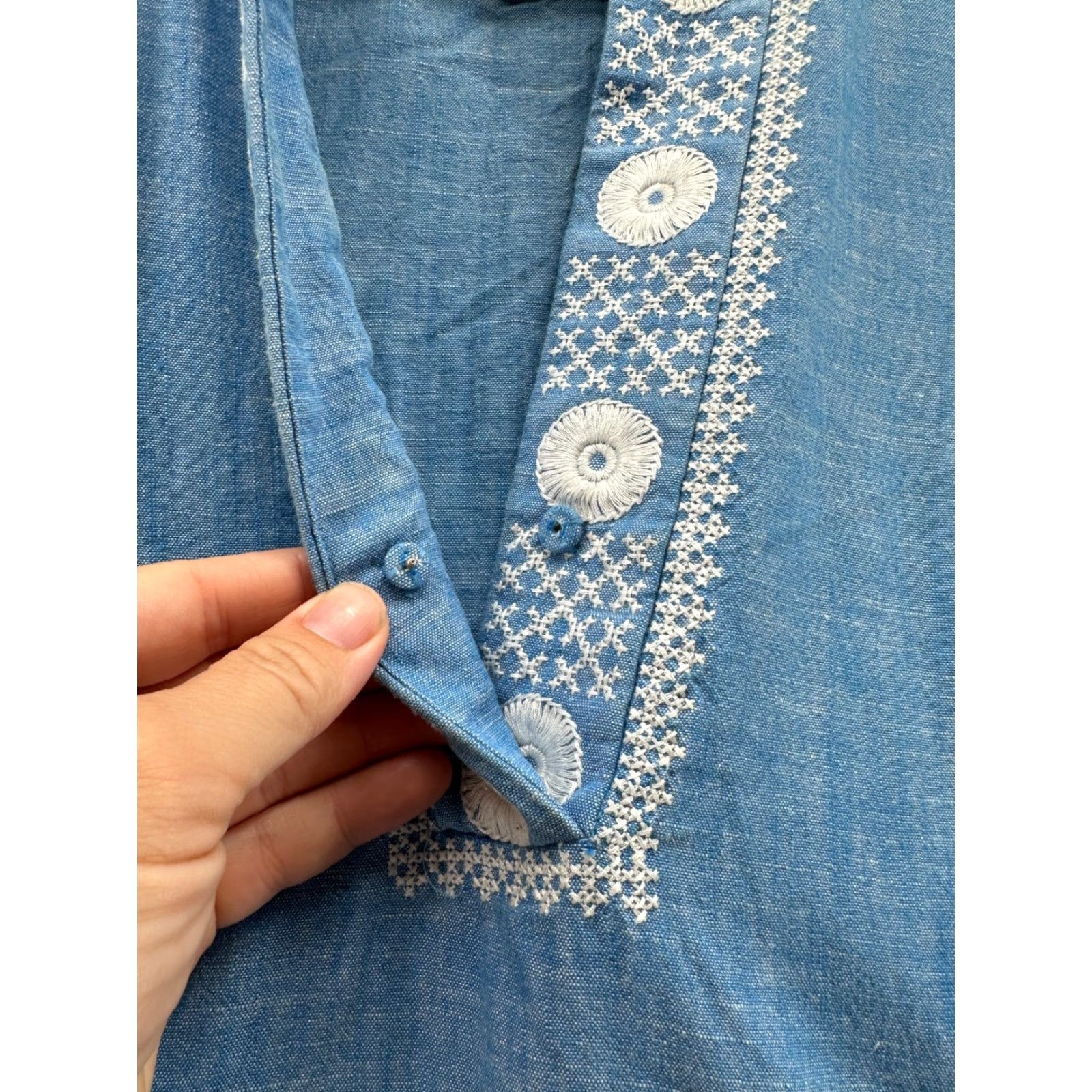 Madewell Madewell Mini Dress Blue Women's M Chambray Sunstitch Embroidered Boho Floral Pockets Summer Short Sleeve V-Neck Snap Size M / US 6-8 / IT 42-44 - 7 Thumbnail