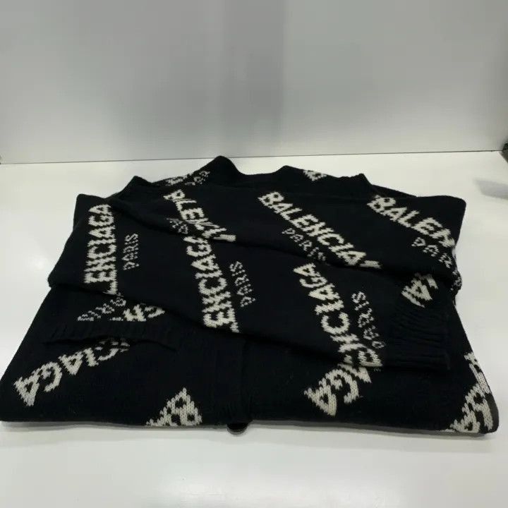 Balenciaga Balenciaga Balenciaga Logo Print Long Sleeve Knitwear -250 Size US S / EU 44-46 / 1 - 2 Thumbnail