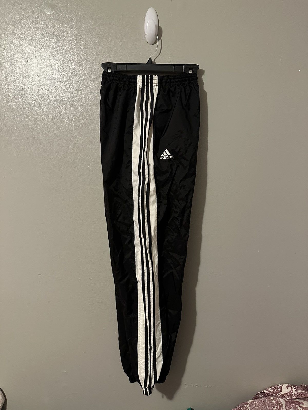 Adidas Vintage Black Adidas Track Sweatpants Size US 34 / EU 50 - 1 Thumbnail