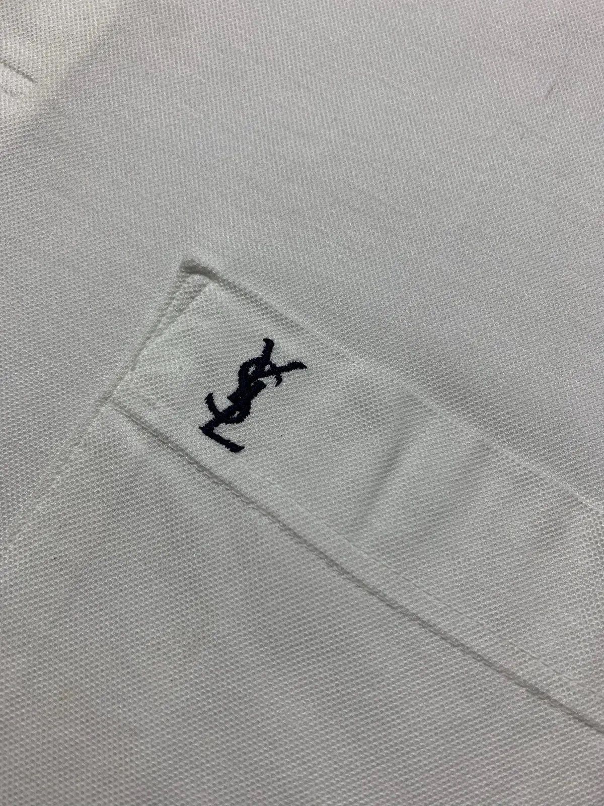 Yves Saint Laurent Polo Yves Saint Laurent white shirt logo size L Size US L / EU 52-54 / 3 - 3 Thumbnail