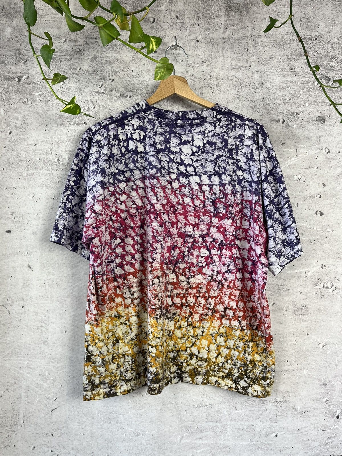Vintage 3OM - hippie tie-die yoga t-shirt (N) Size US L / EU 52-54 / 3 - 5 Thumbnail