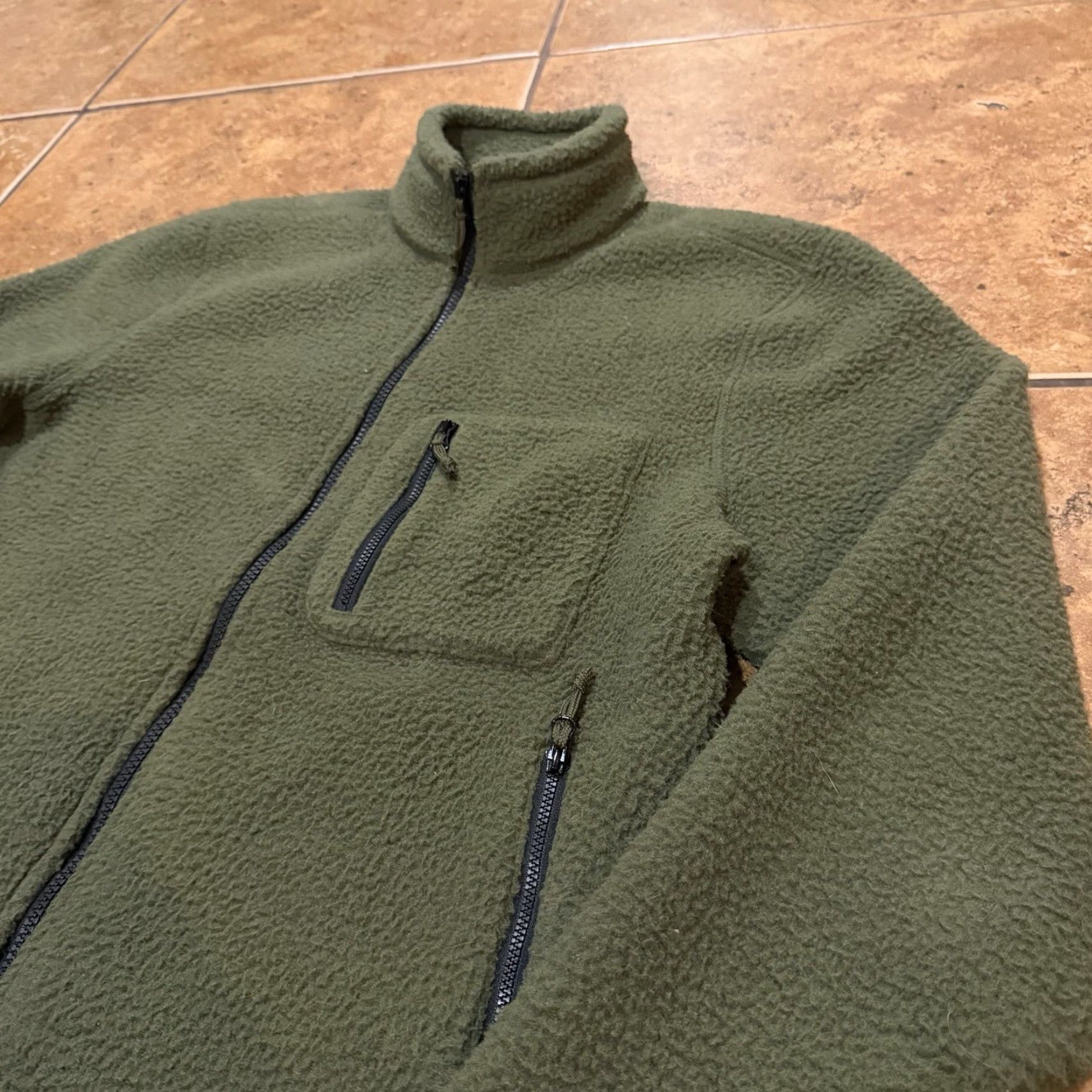 Vintage Wellen Fleece Jacket Zip Up Windsurf Green Olive Sz Small Mens Jacket Fleece Green Olive Wellen Windsurf 90s/2000s style Size US S / EU 44-46 / 1 - 4 Thumbnail