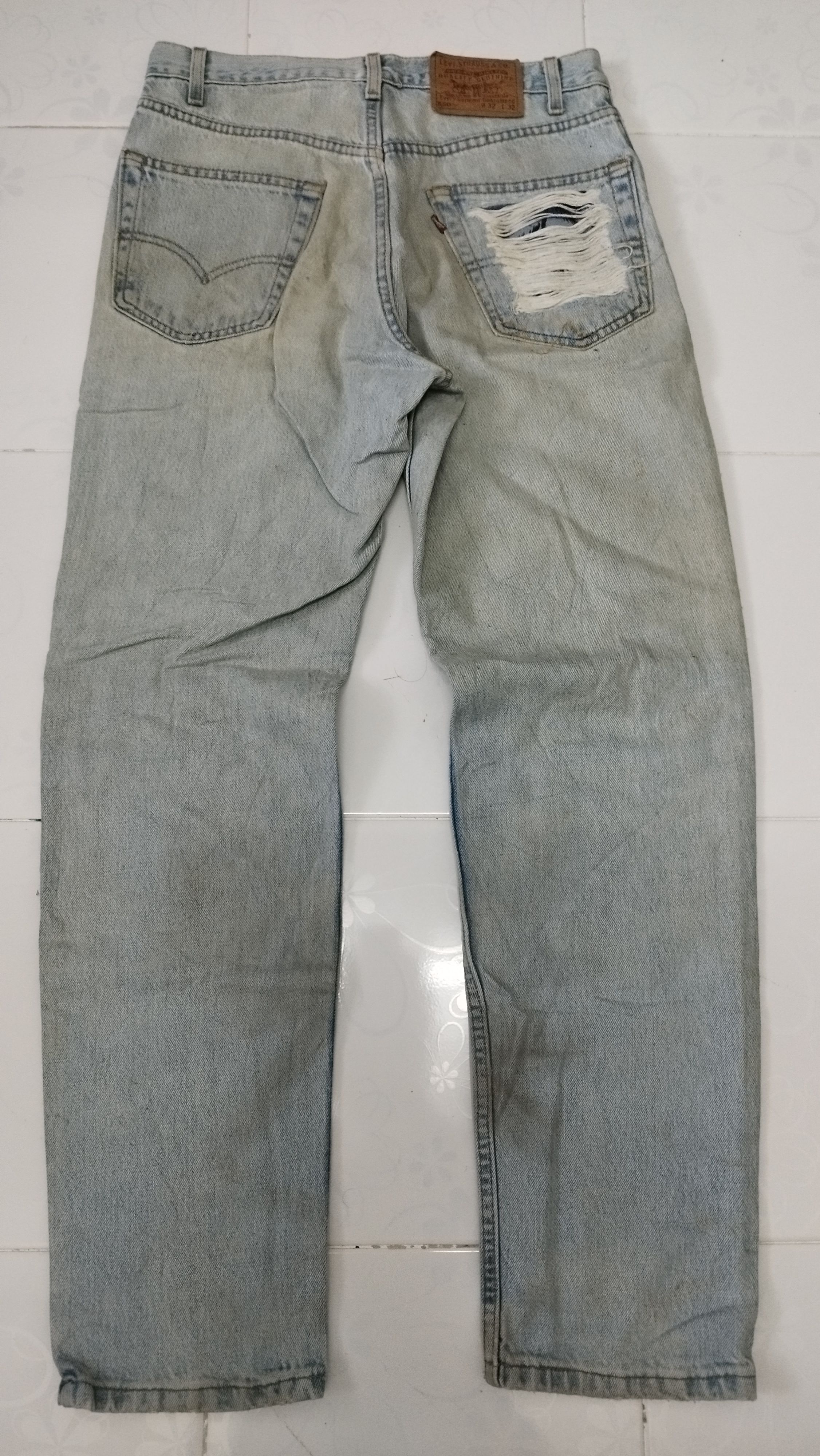 Levi's × Vintage Levi's 550 distressed cobain Size US 32 / EU 48 - 4 Thumbnail