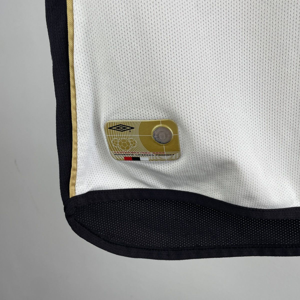 Umbro Vintage Manchester United 2001/2002 Centenary Jersey Rare Size US M / EU 48-50 / 2 - 19 Thumbnail