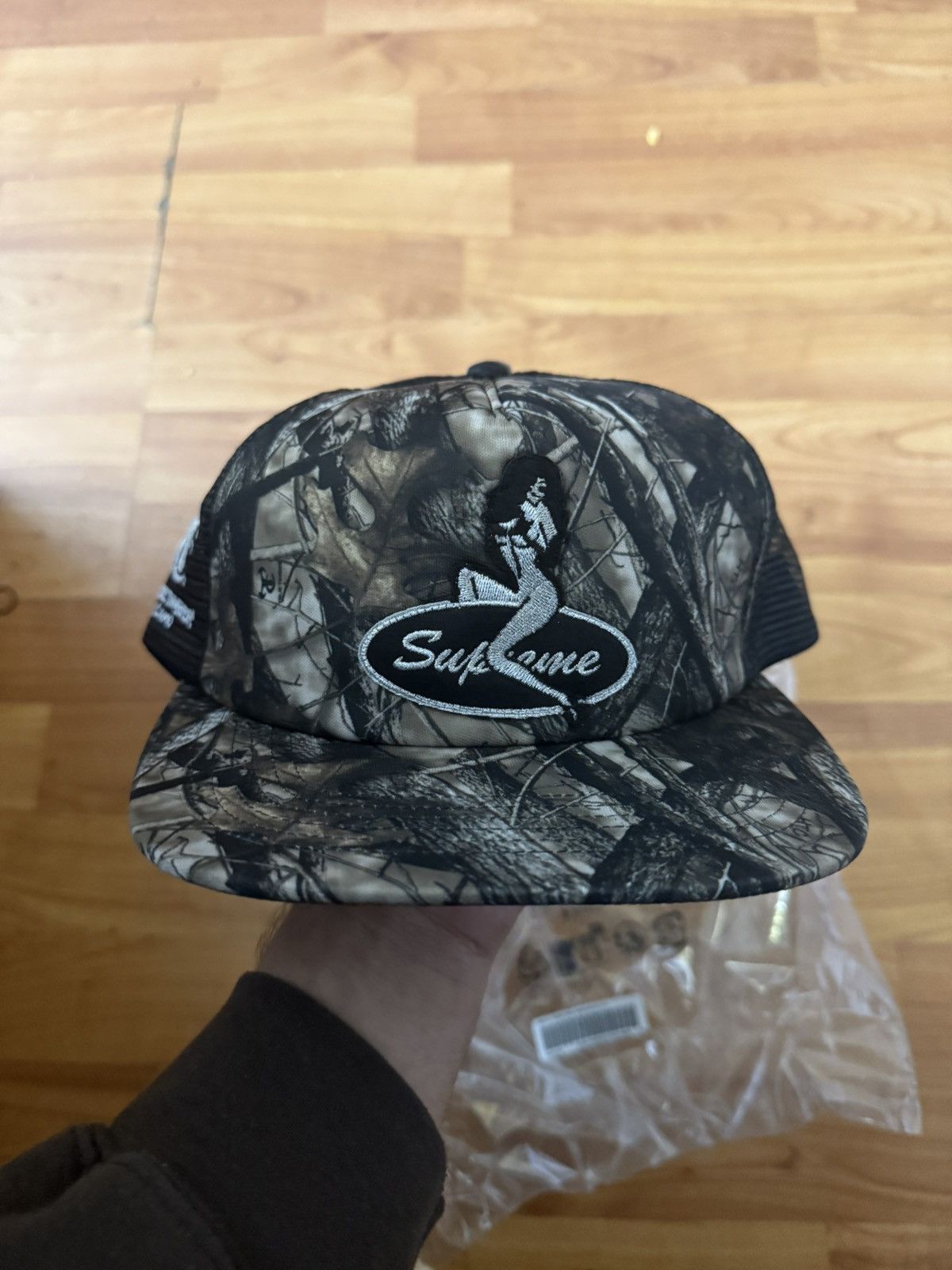 Supreme METAL CHINO GIRL MESHBACK SUPREME CAMO HAT Size ONE SIZE - 2 Thumbnail
