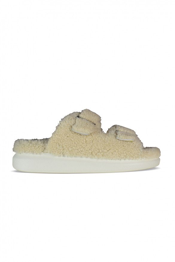 Shearling-lined slides