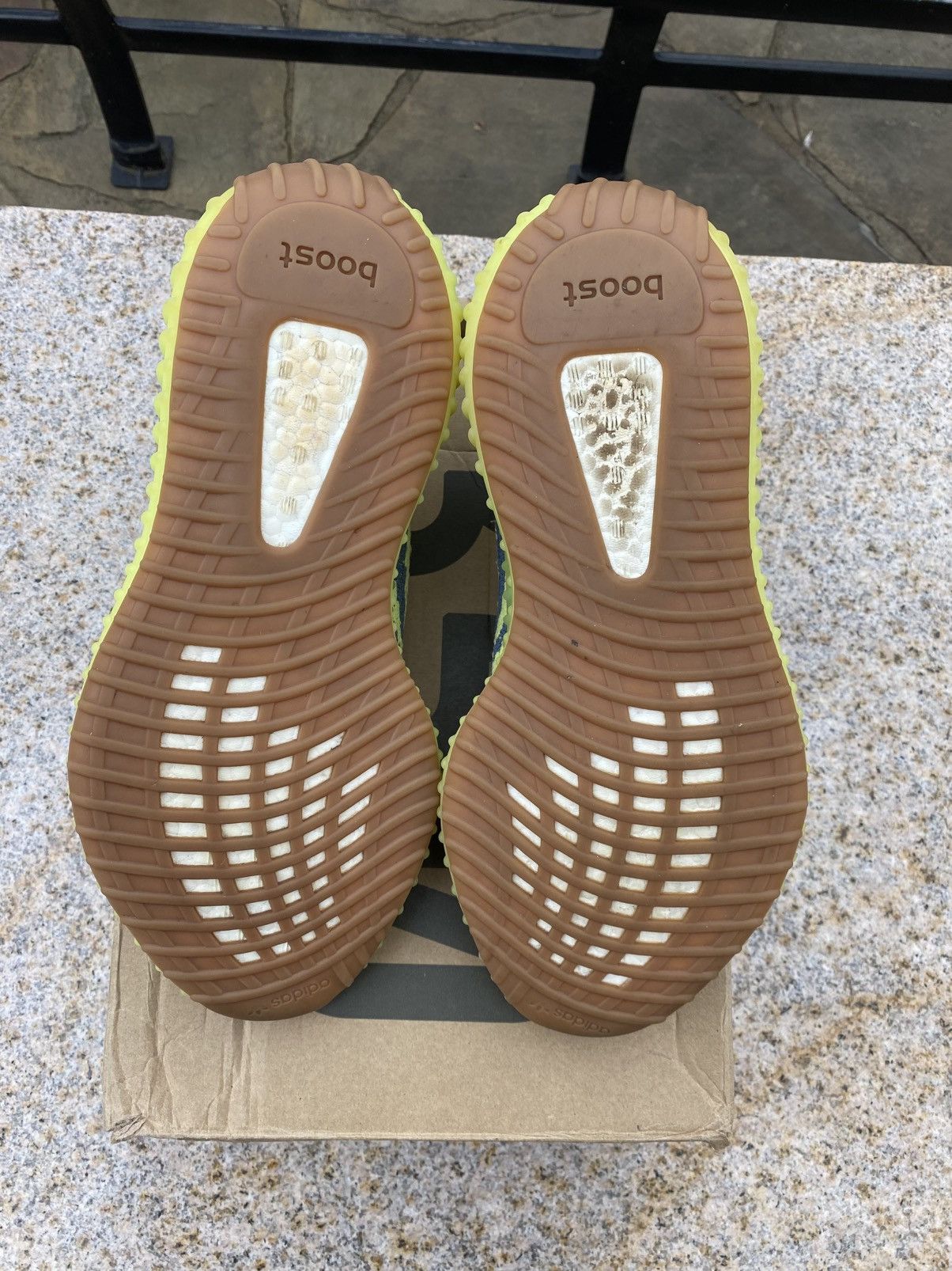 Adidas Yeezy Boost 350 V2 Semi Frozen Yellow B37572 Mens SZ 9 Size US 9 / EU 42 - 5 Thumbnail