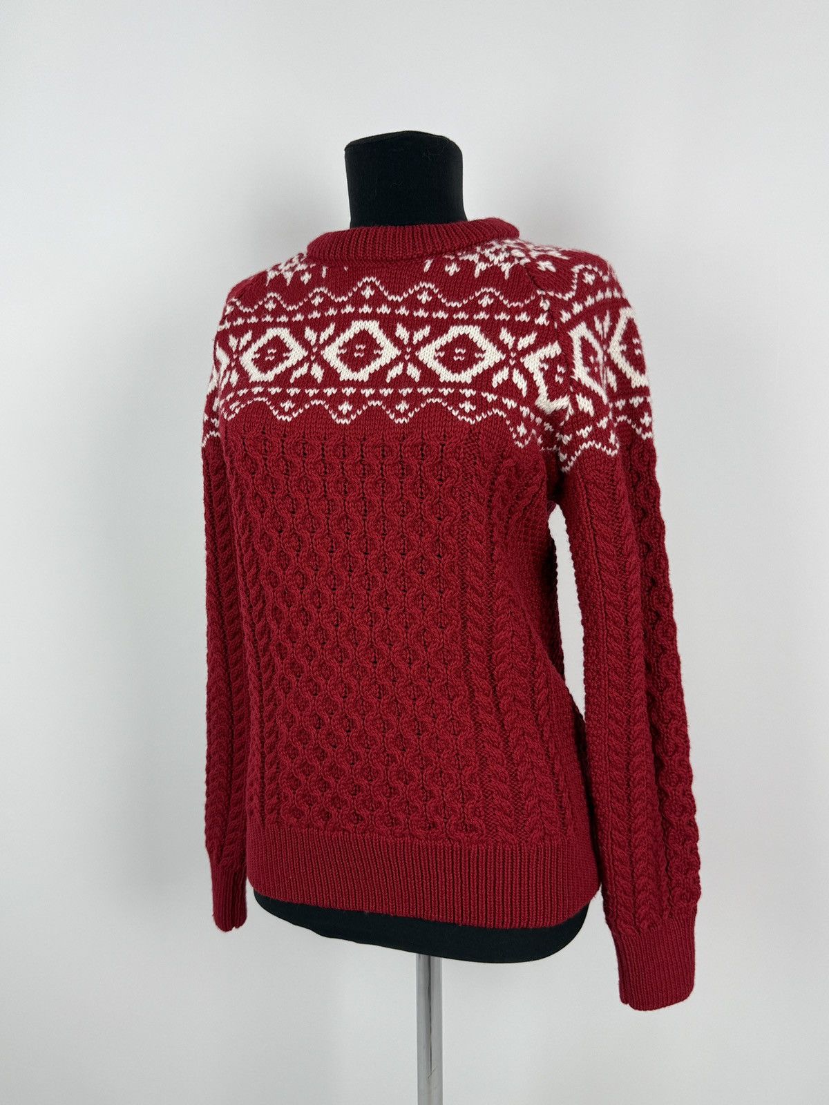 Aran Isles Knitwear Original Aran Co. Christmas Red Cable Knit Wool Sweater S Size S / US 4 / IT 40 - 1 Thumbnail