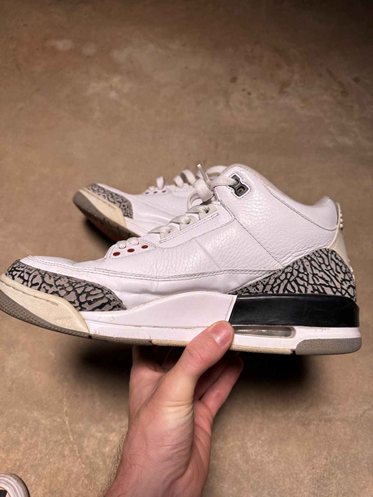 Jordan Brand × Nike Nike Jordan 2011 White Cement 3 Size US 10 / EU 43 - 3 Thumbnail