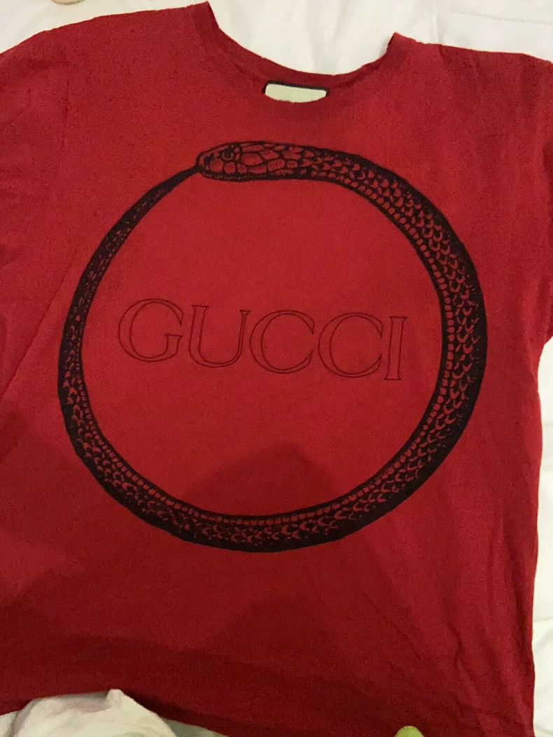 Gucci Gucci Red Short Sleeve Shirt with Design Size US L / EU 52-54 / 3 - 1 Thumbnail