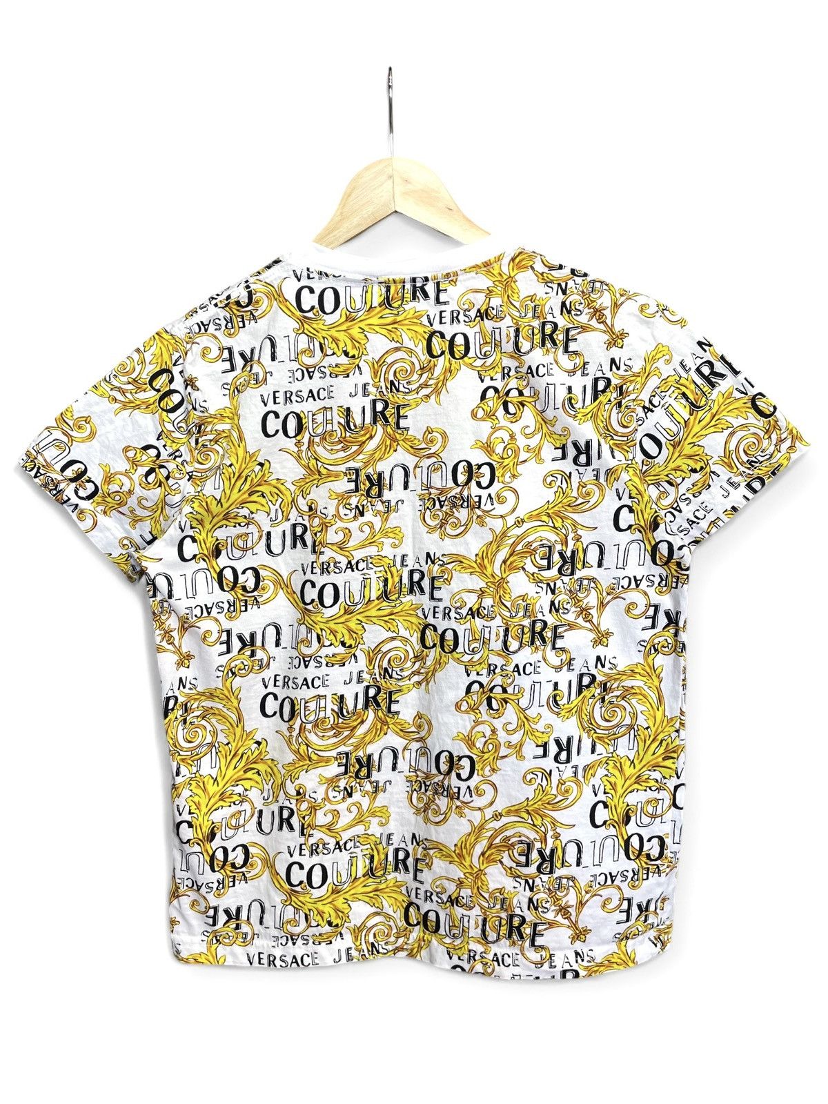 Versace Jeans Couture Versace Jeans Couture Baroque Logo Print T-Shirt – Size M Size US M / EU 48-50 / 2 - 3 Thumbnail