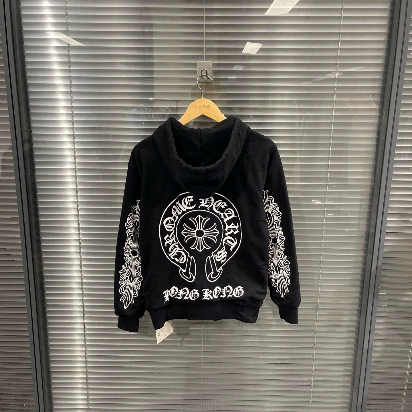 Chrome Hearts CH HK Excl Horseshoe Cross Print Zip Jacket S 99New Size US S / EU 44-46 / 1 - 1 Thumbnail