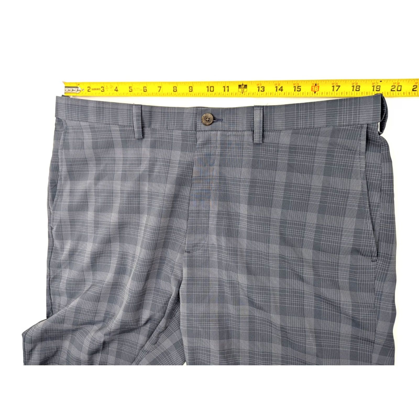 Haggar Haggar 38 Gray Plaid Short 9.5in Inseam Men's Classic Lightweight Casual Chino Pant Short with Pockets Size US 38 / EU 54 - 6 Thumbnail