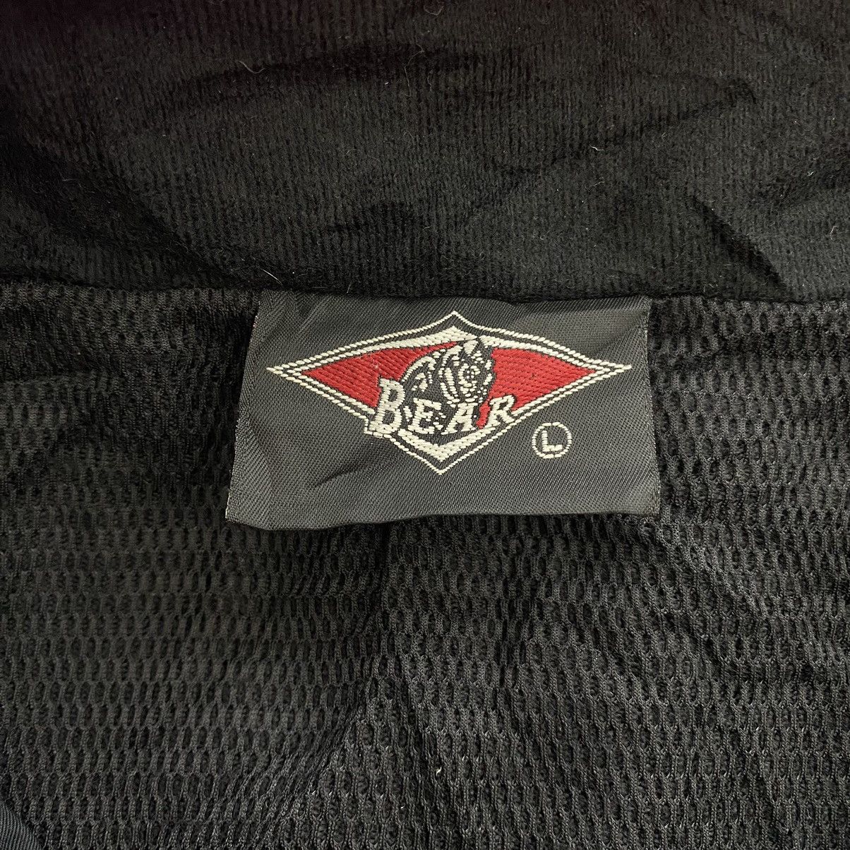 Vintage Vintage BEAR SURF BOARD Embroidered Logo Black Windbreaker Size US L / EU 52-54 / 3 - 5 Thumbnail