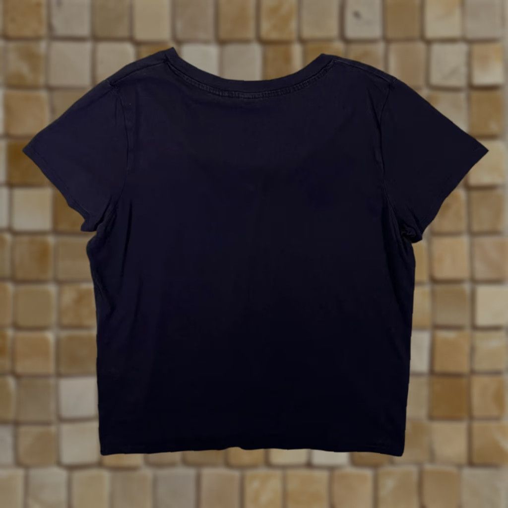 Levi's Levi's Classic Mini Red Tab Logo Black Scoop V-Neck Short Sleeve T-Shirt Womens Large Black Size L / US 10 / IT 46 - 1 Thumbnail