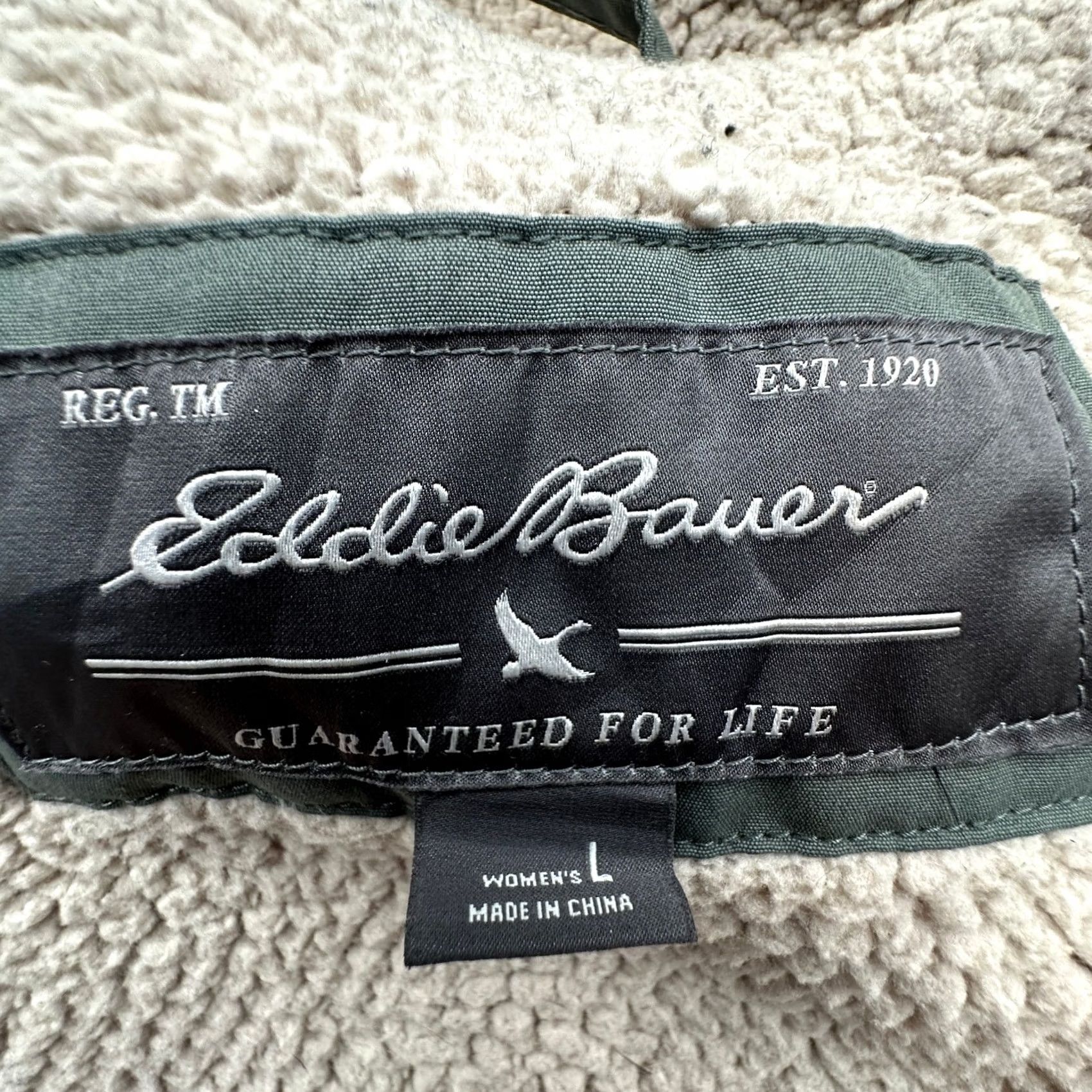Eddie Bauer Eddie Bauer Diamond Quilted Fleece Lined Jacket Womens Large Hooded Green Jacket Size L / US 10 / IT 46 - 3 Thumbnail