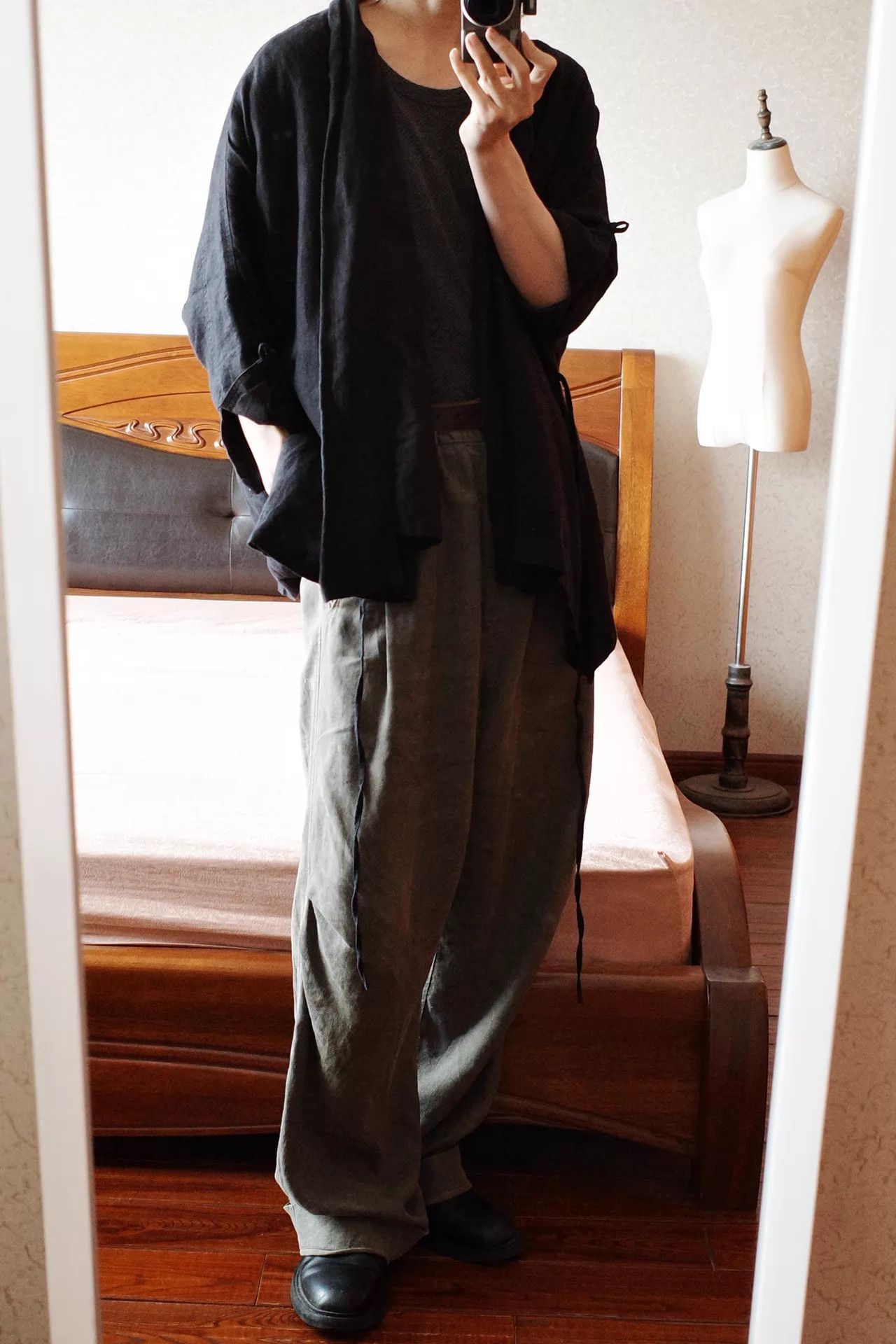 Garment Reproduction of Workers Garment Reproduction of Workers 00s Linen Cardigan Size US M / EU 48-50 / 2 - 9 Thumbnail