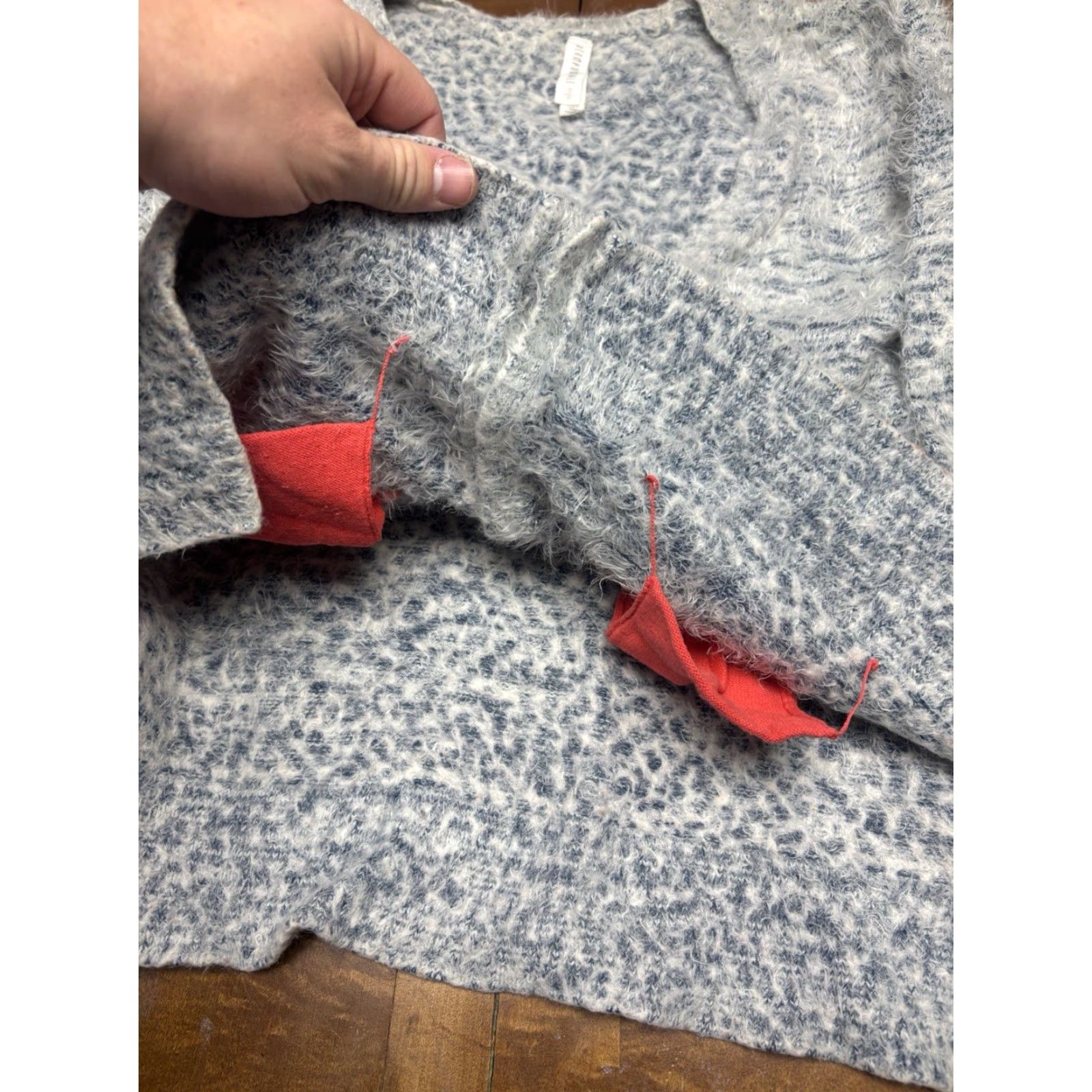 Aeropostale Aeropostale Women's FUZZY S Cardigan Long Sleeve Q4 Smooth Gray Rose Knit Knitwear Sweater Casual Regular S Male? Size S / US 4 / IT 40 - 2 Thumbnail