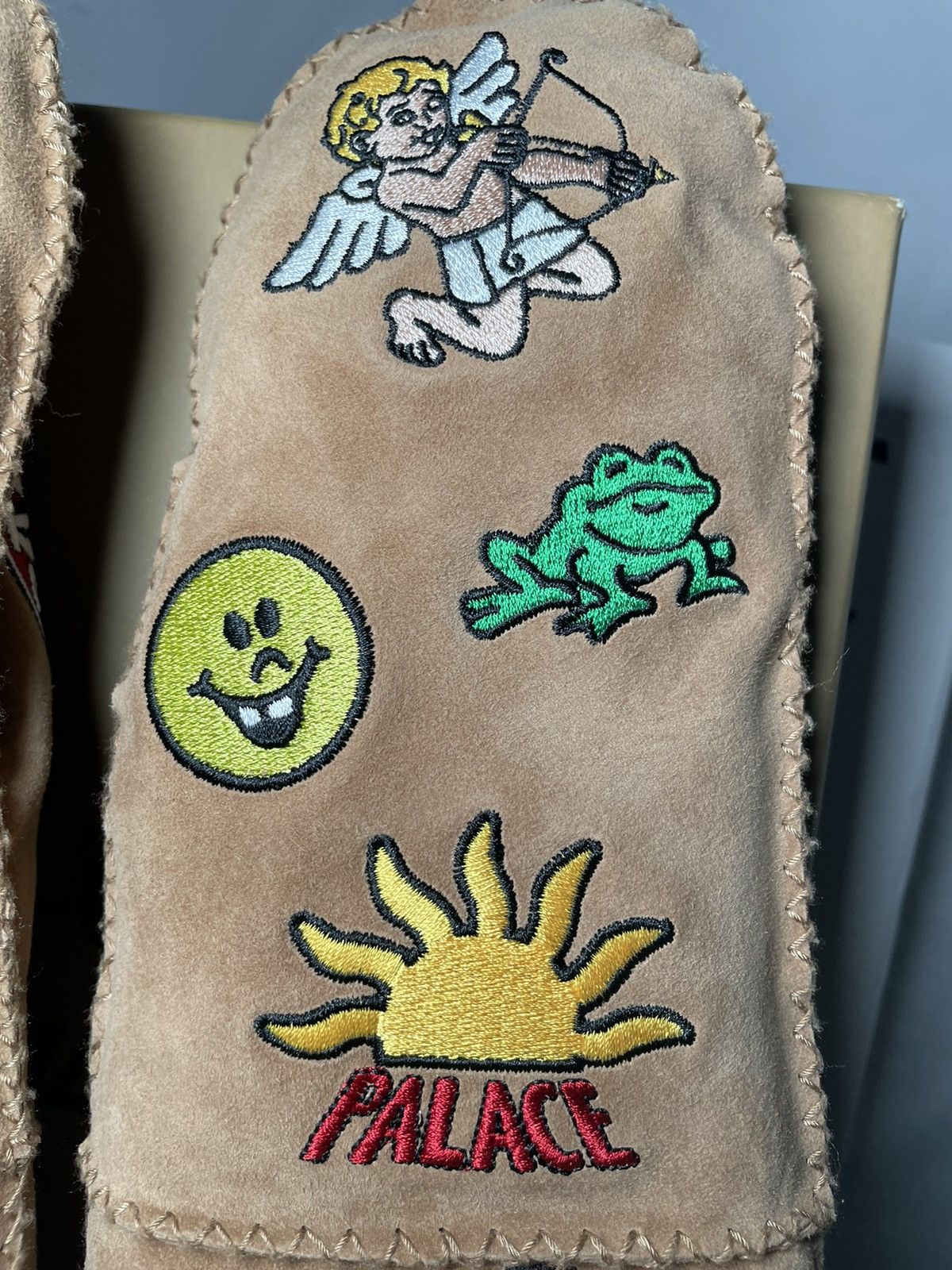 Palace × Ugg Palace x UGG Sheepskin Mitten Size ONE SIZE - 6 Thumbnail