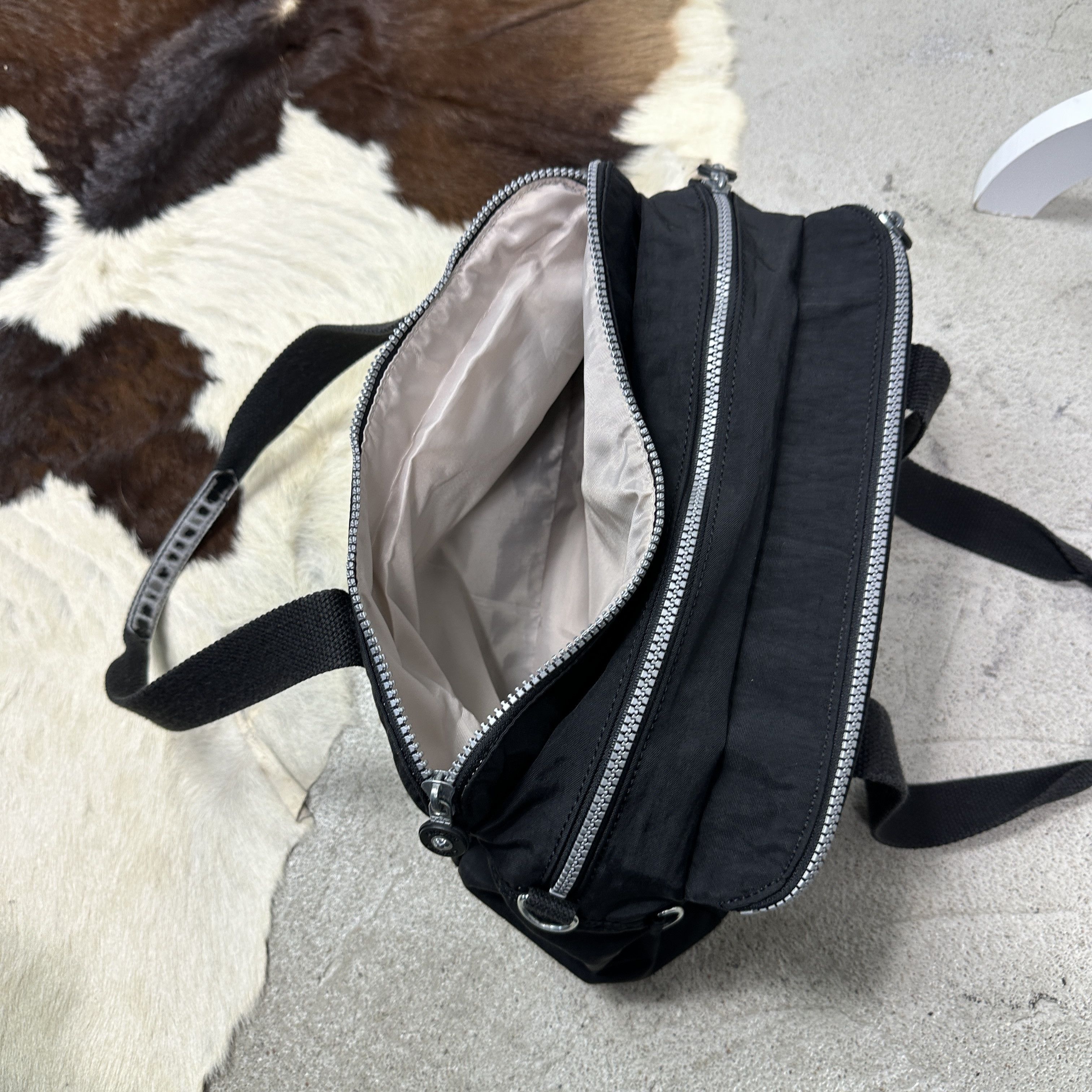 Vintage Vintage Gorpcore Nylon Kipling Bag Y2K Size ONE SIZE - 6 Thumbnail